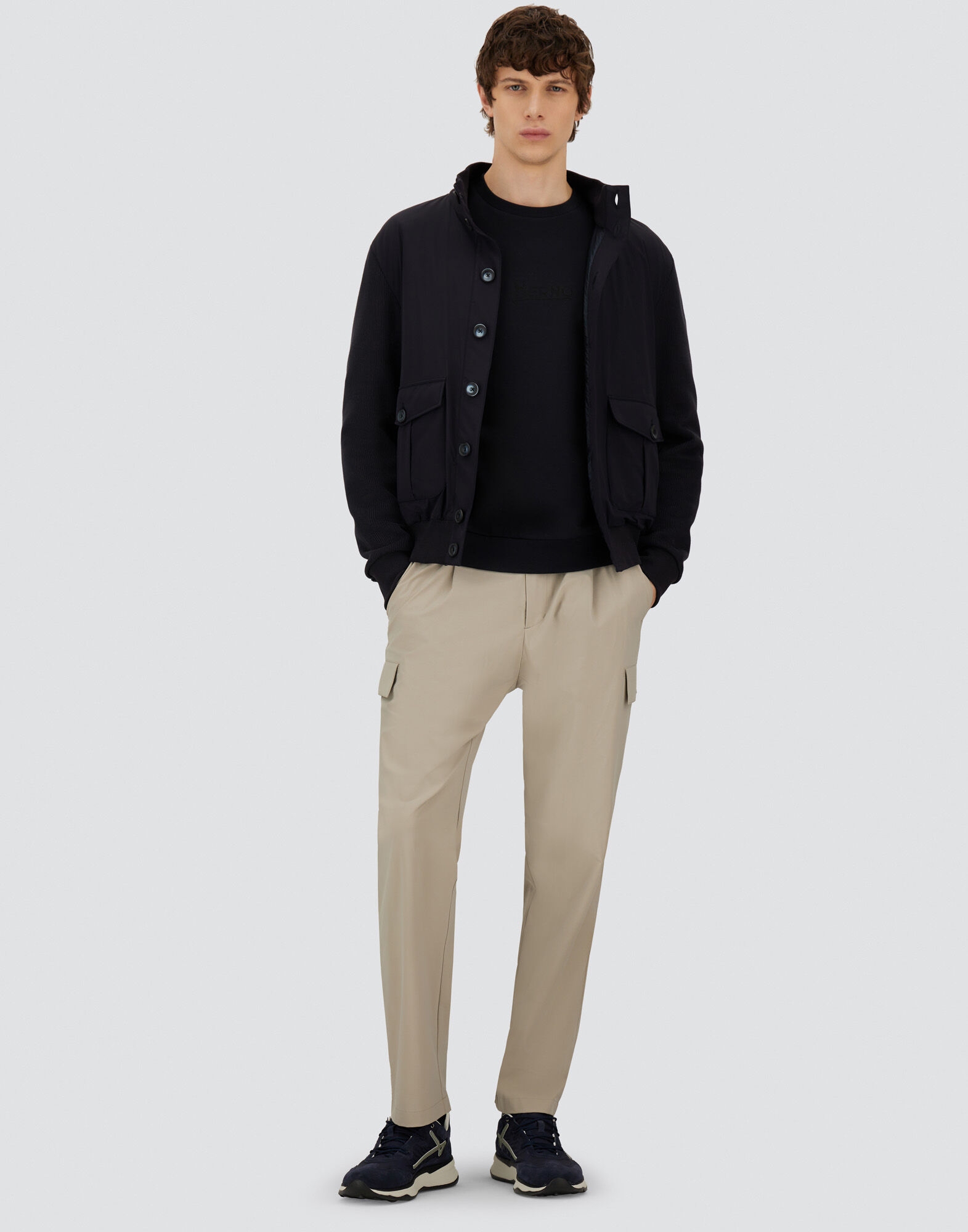メンズ RESORT SWEATSHIRT IN COTTON ネイビーブルー | Herno® (ヘルノ)