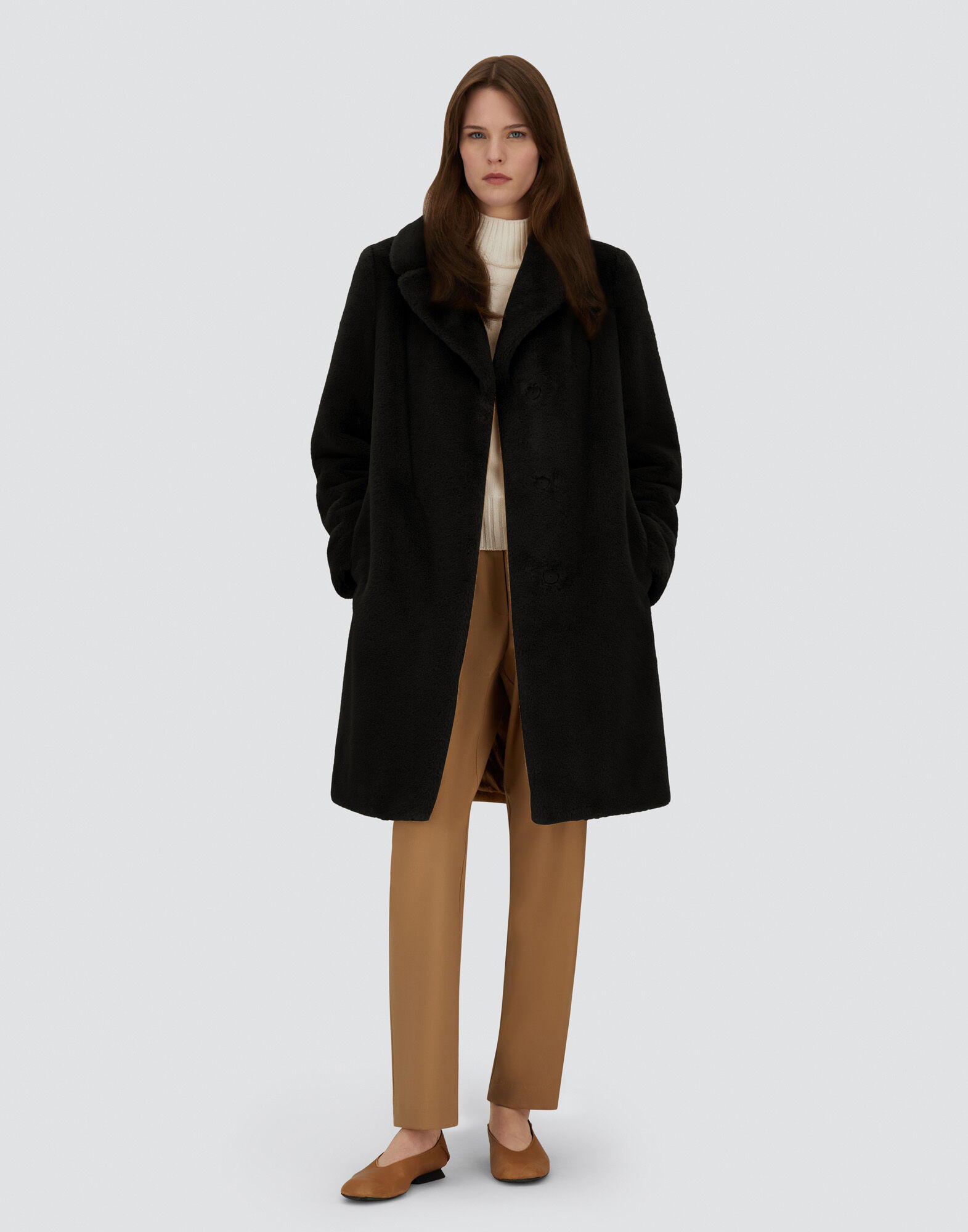 Herlipto  Faux Fur Coat S ブラック Lilia Faux-Fur Collar Coat | GUESS Canada