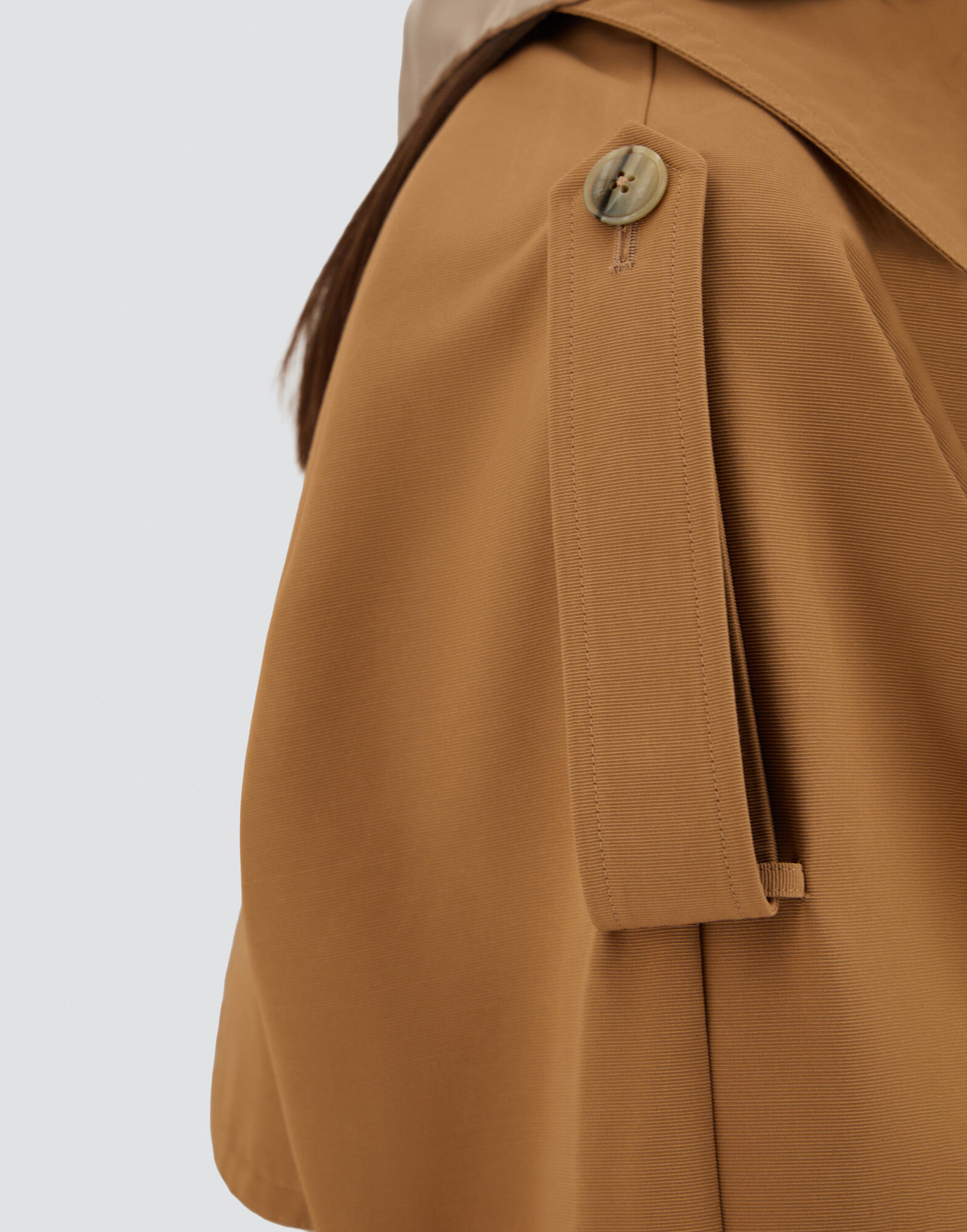 レディース TRENCH COAT IN NYLON GABARDINE キャメル | Herno® (ヘルノ)