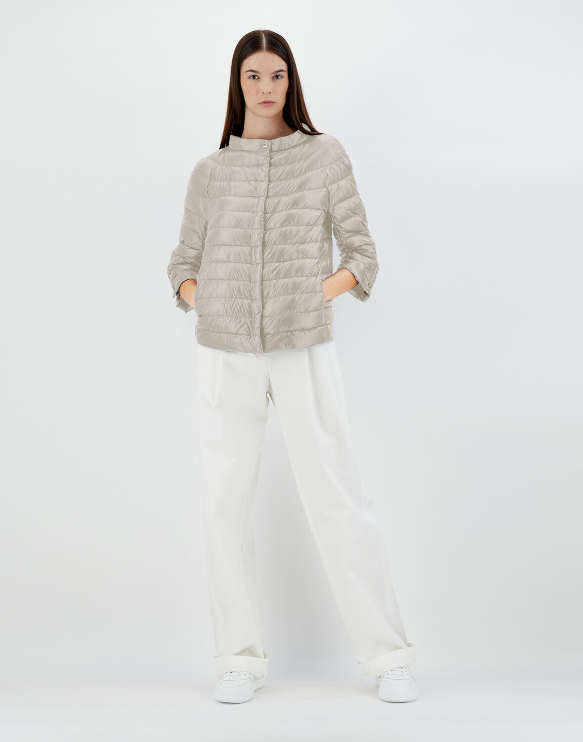 Herno Nylon Ultralight & Monogram ケープ In Chantilly