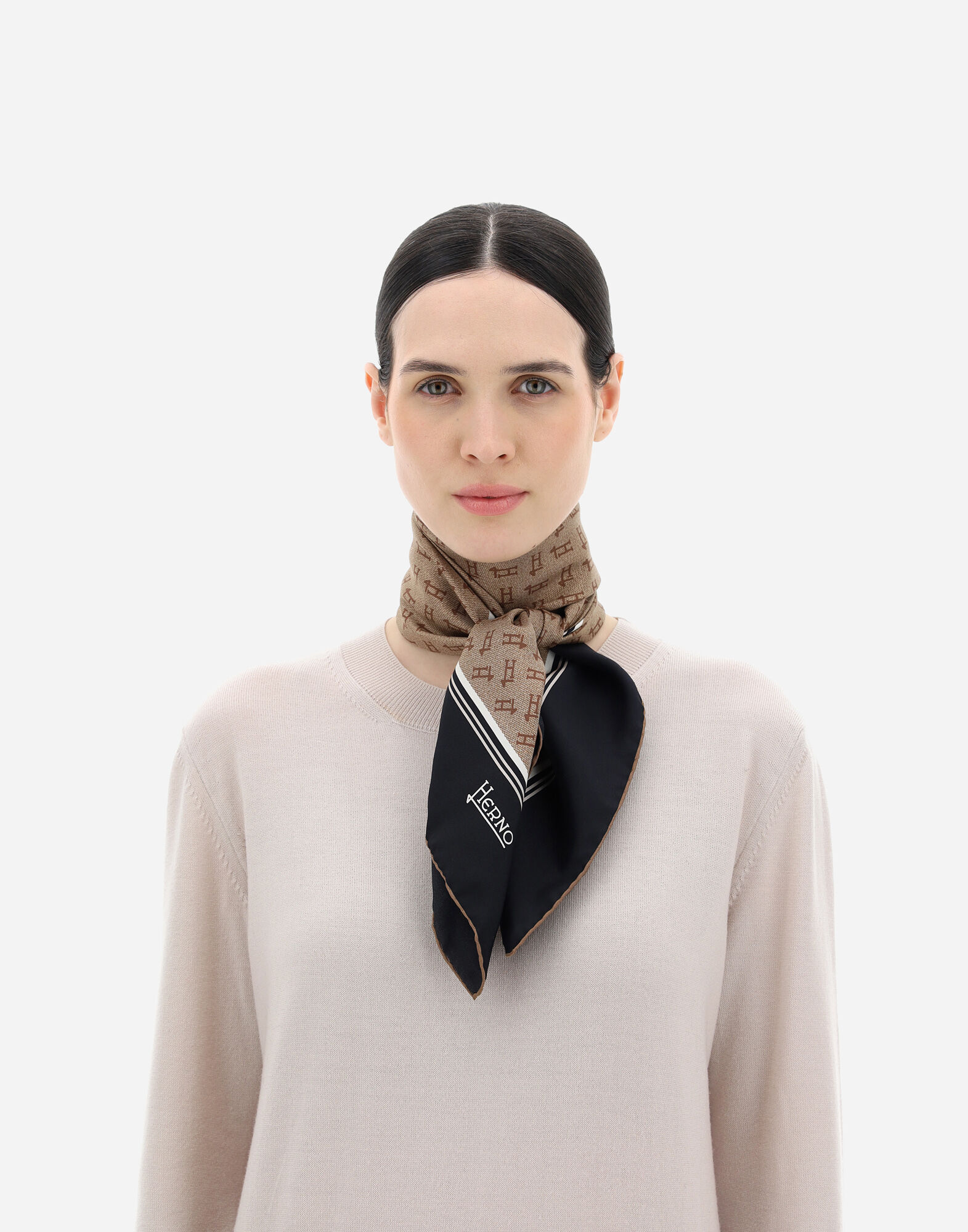 FOULARD 90 X 90