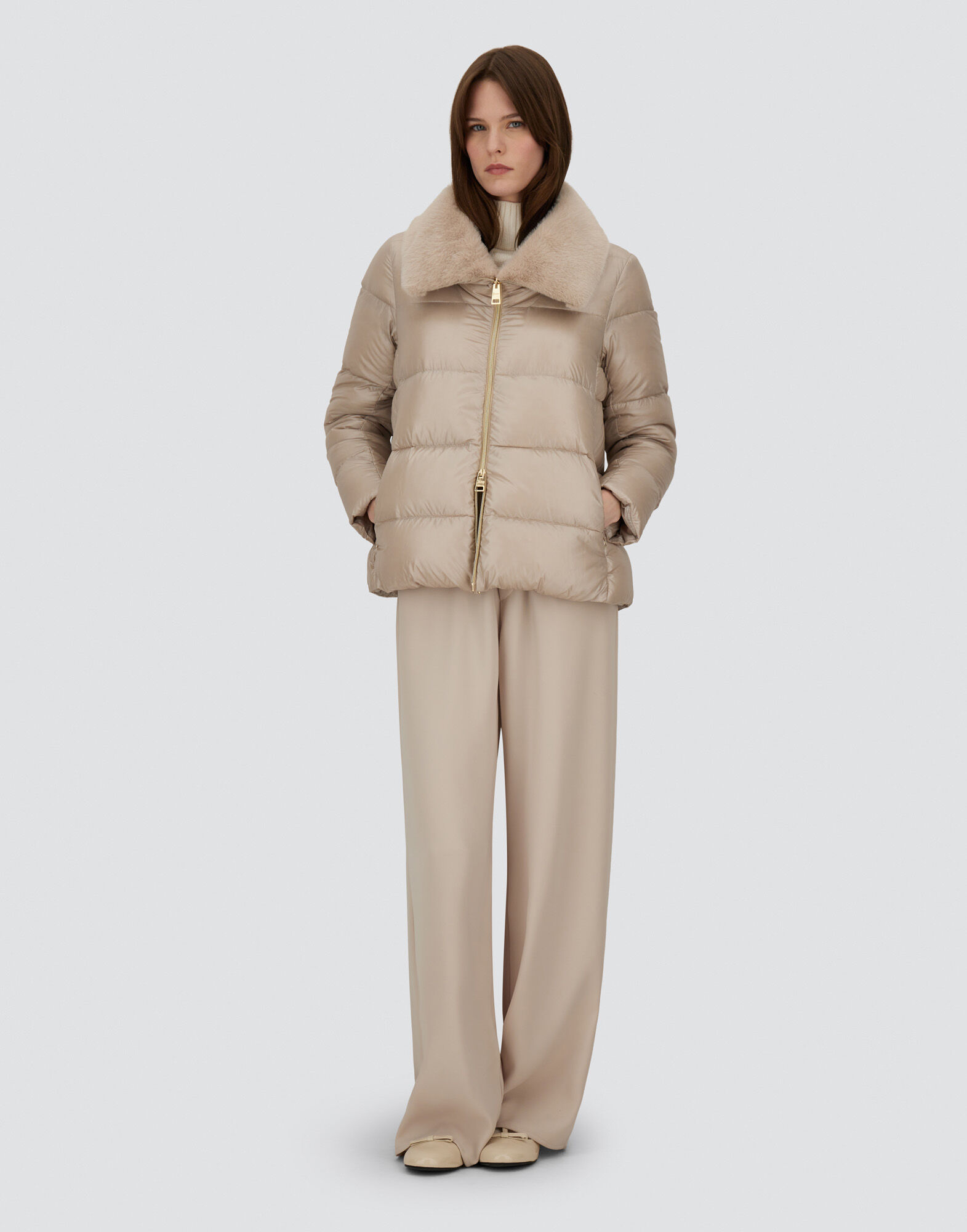 JACKET IN NYLON ULTRALIGHT AND LADY ALTERNATIVE FUR in Chantilly