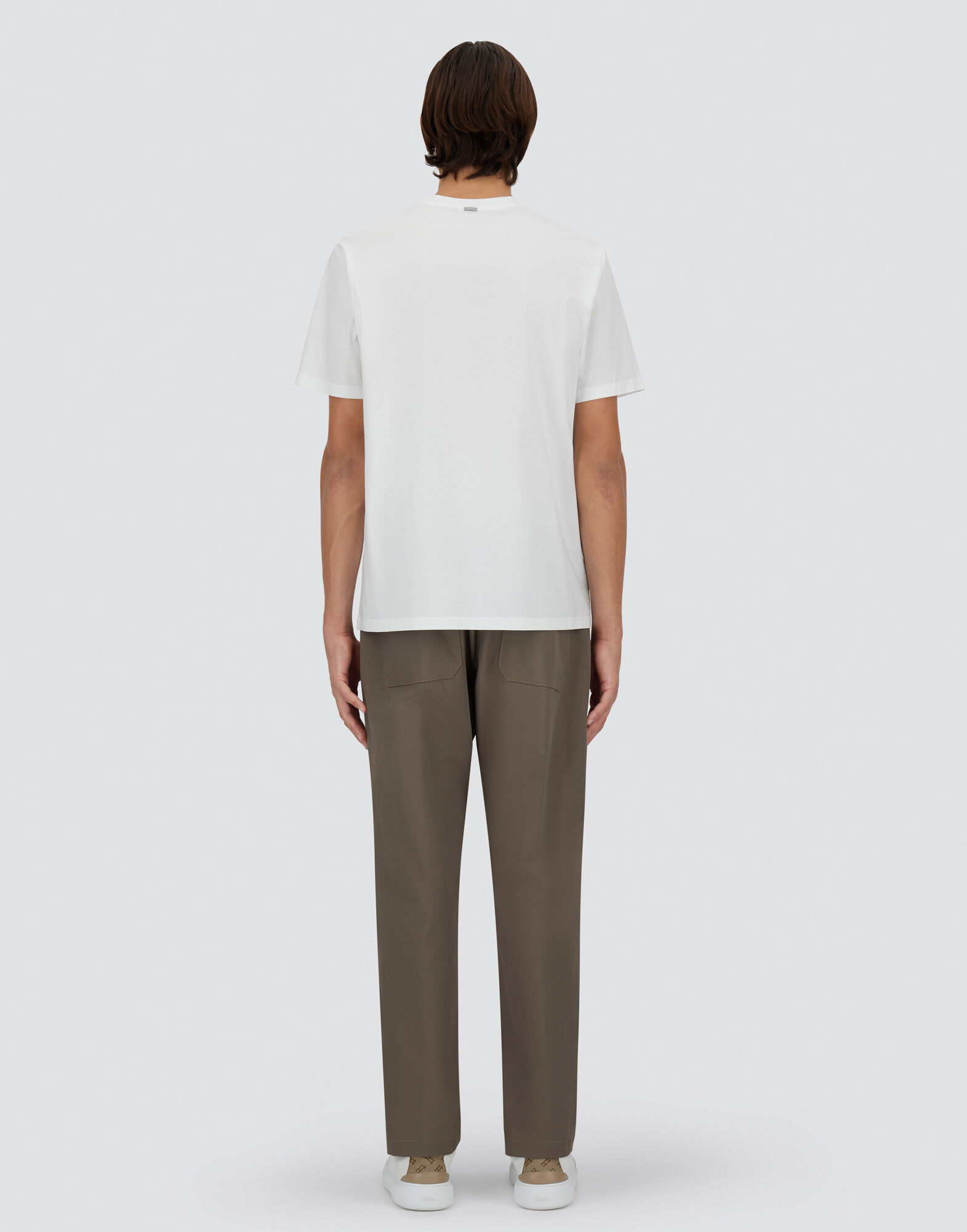 【関税込み】HERNO CREPE JERSEY T-SHIRT HERNO】ヘルノ Tシャツ ロゴ クルーネック 無地 CREPE JERSEY