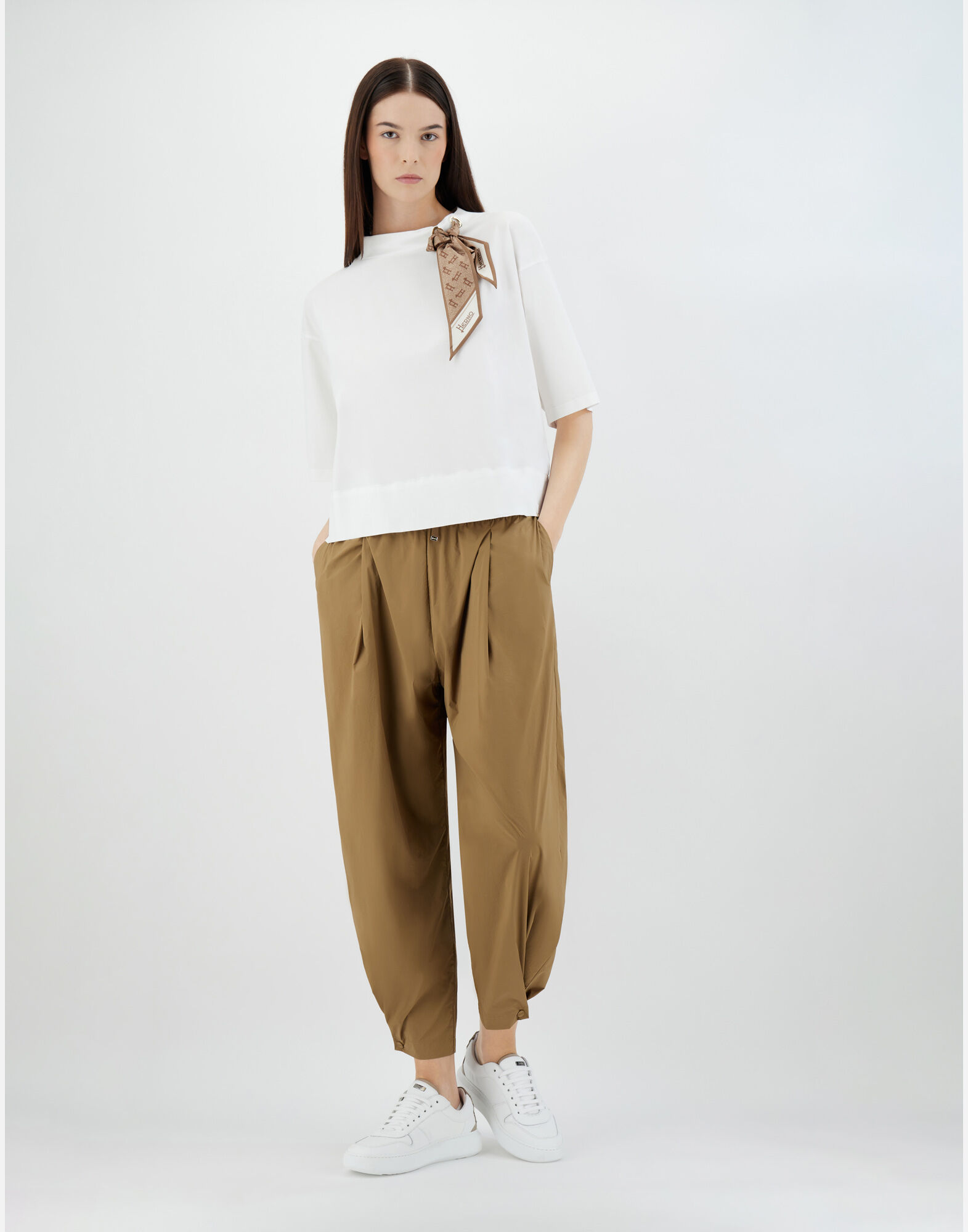 レディース BLUSA DONNA CON FOULARD AL COLLO ホワイト | Herno