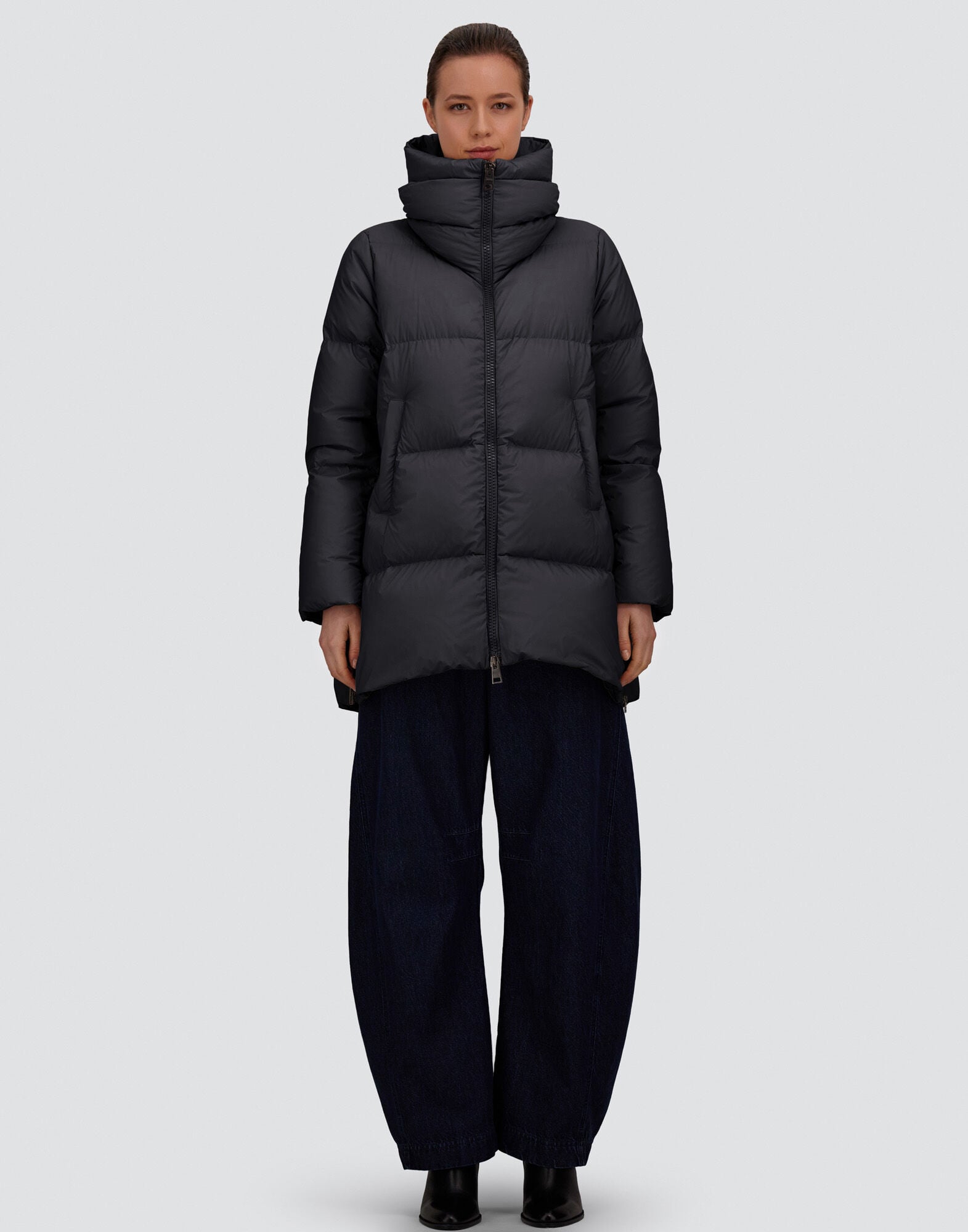 レディース A-SHAPE JACKET IN ECOAGE ブラック | Herno® (ヘルノ)