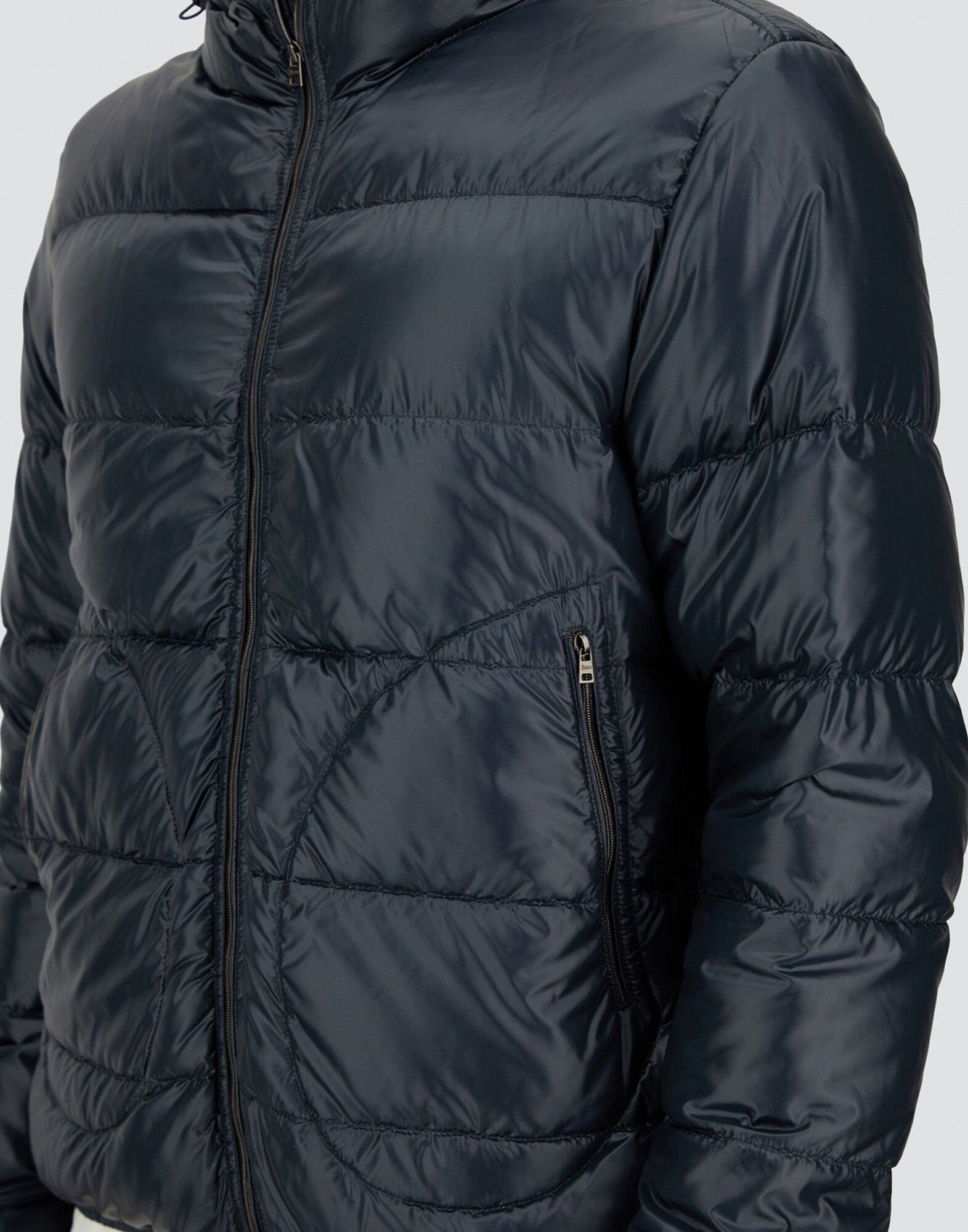 Herno　NYLON ULTRALIGHT ジャケット メンズ NYLON ULTRALIGHT JACKET ネイビーブルー | Herno® (ヘルノ)