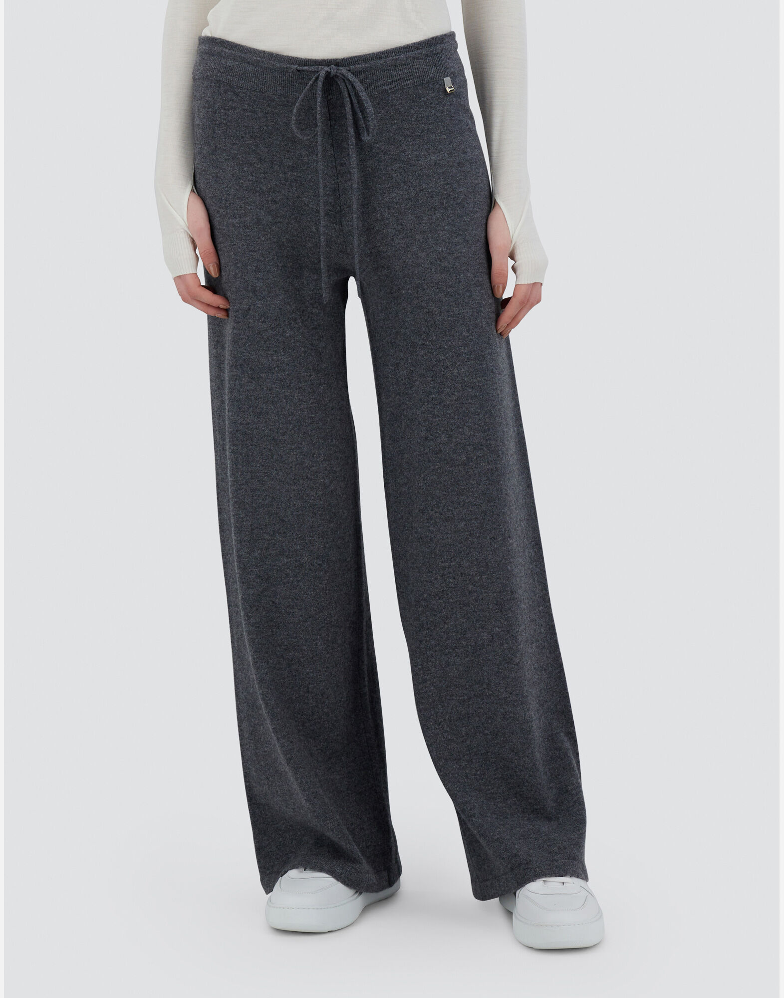 【送料込】HERNO エタニティ ウール パンツ レディース エタニティ ウール パンツ グレー | Herno® (ヘルノ)