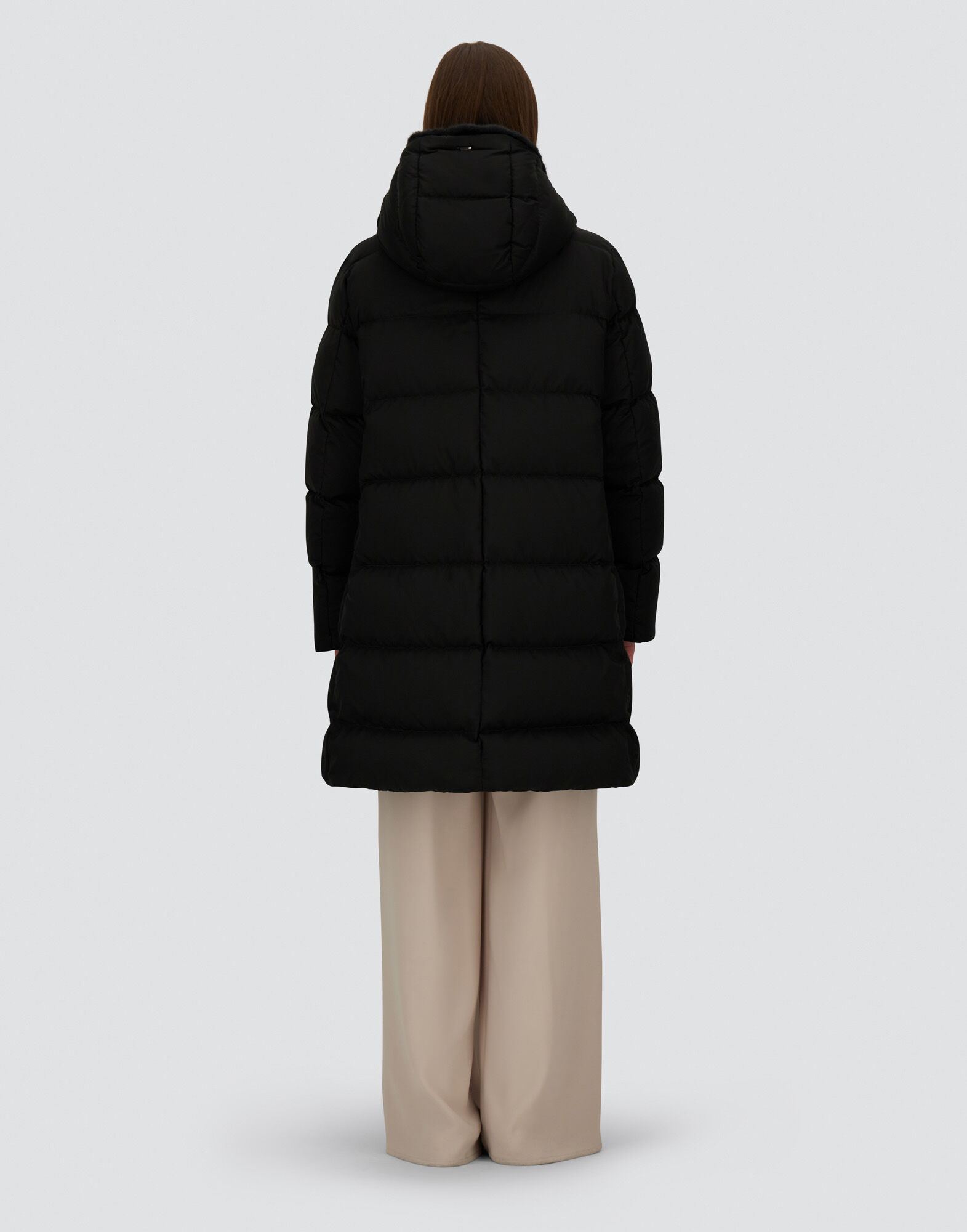 A-SHAPE JACKET IN ARENDELLE AND NEW LADY FAUX FUR in Black