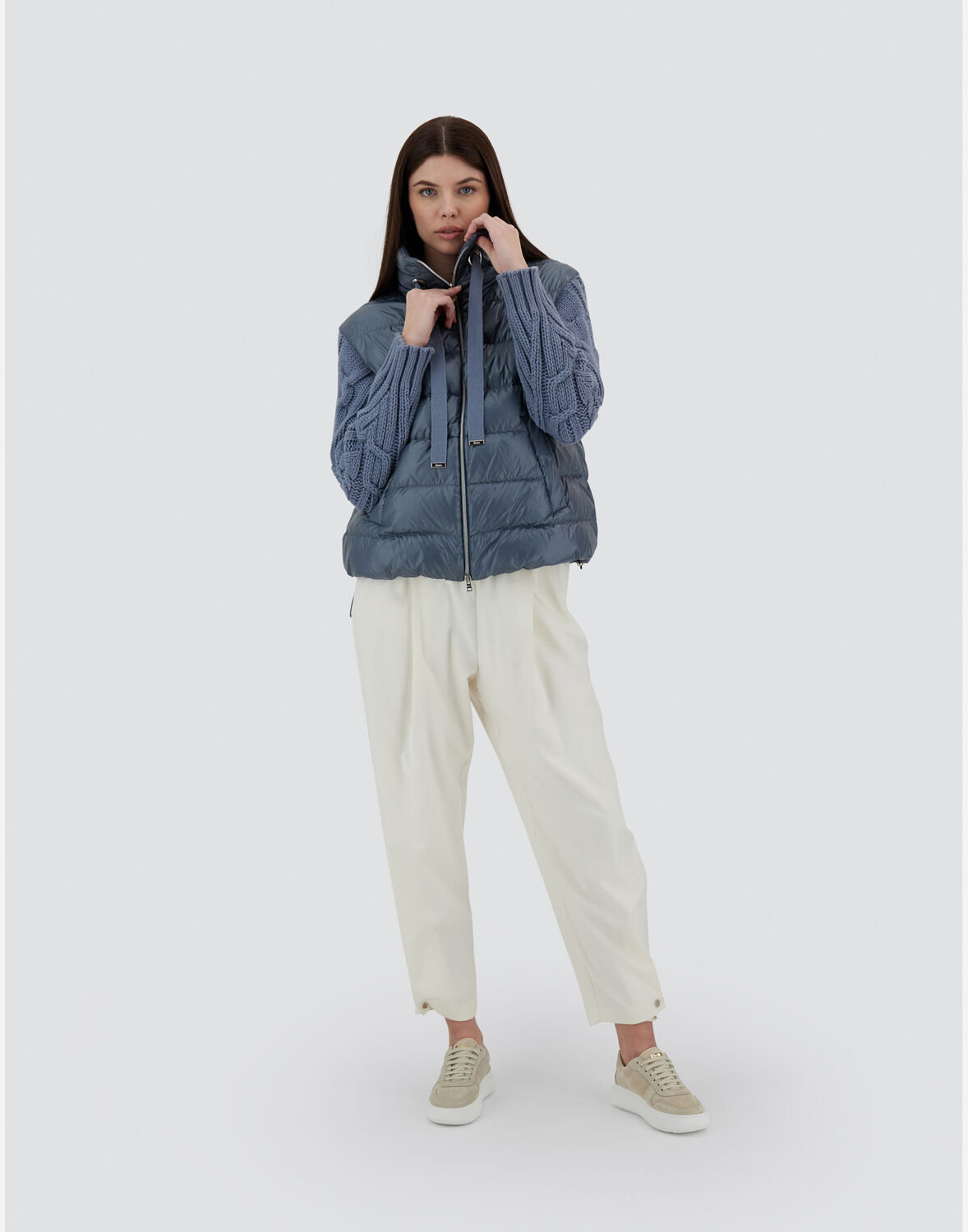 Herno ナイロン ウルトラライト＆インフィニティ ブレード Resort ケープ In Light Blue