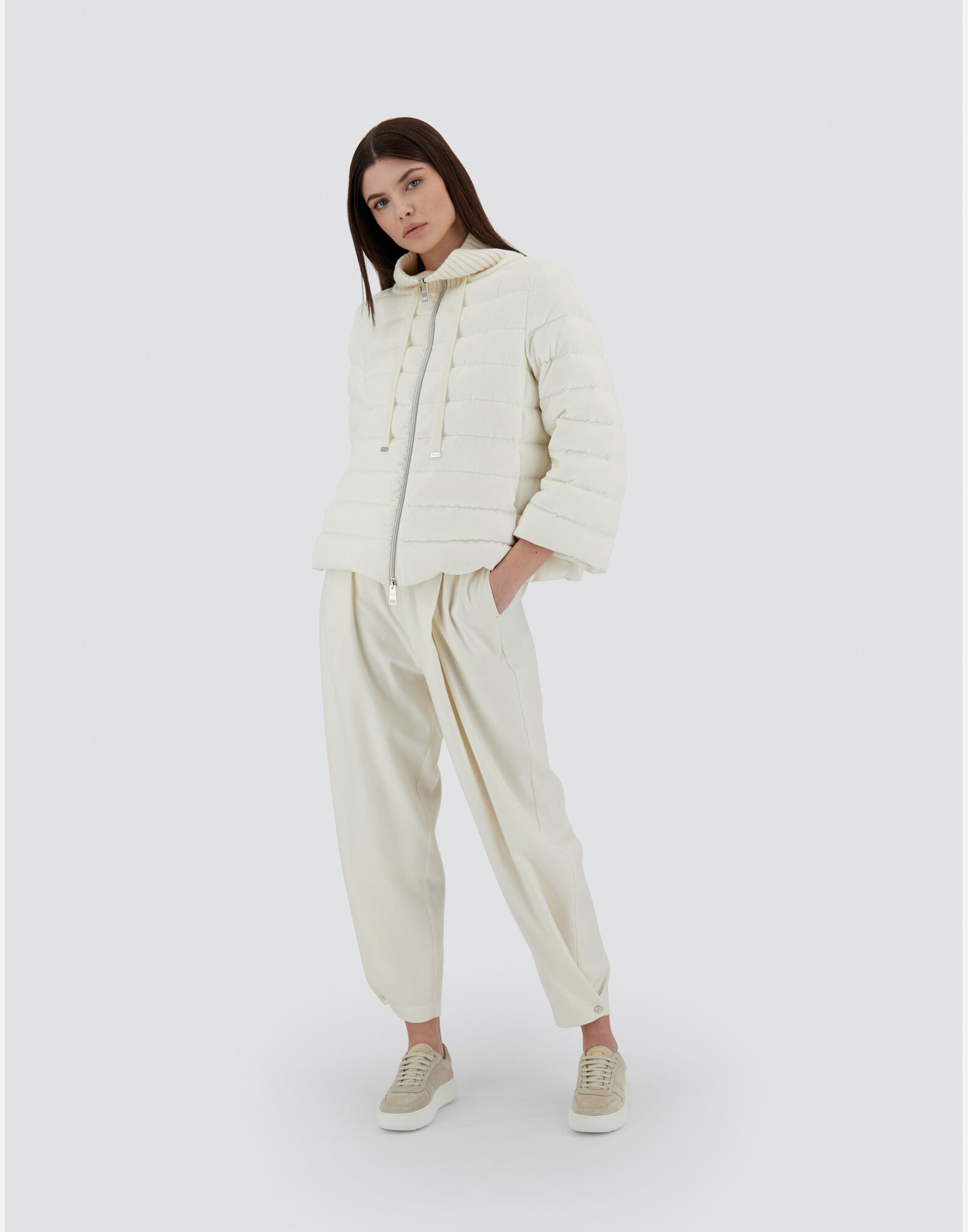 RESORT CAPE IN DUSTY VELVET in White for Women | Herno®