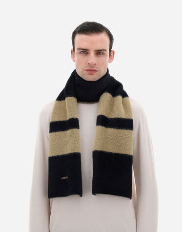 メンズ FLUFFY KNIT マフラー ブラック | Herno® (ヘルノ)
