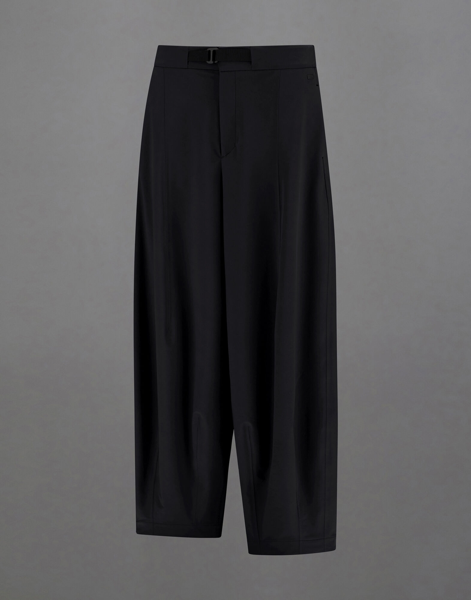 HERNO ヘルノ ラミナー ナイロンパンツ ブラック XS