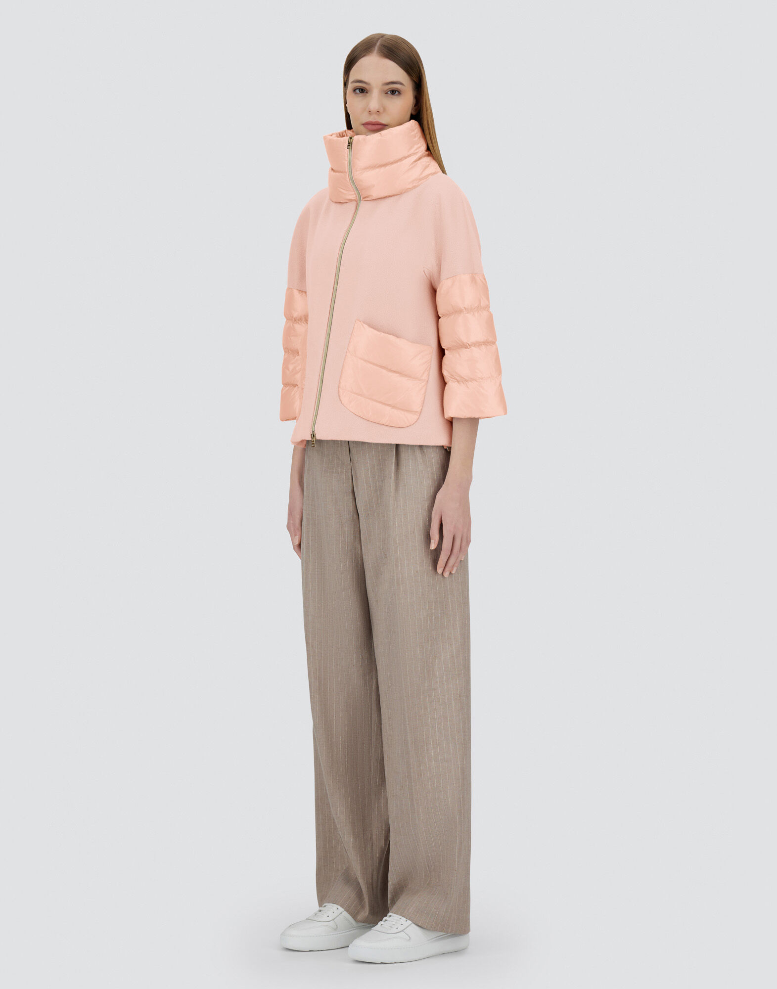 【関税&送料込み】Herno Pink And Beige Reversible Short Do CAPE IN NEW CASHMERE AND NYLON ULTRALIGHT in Light Pink for