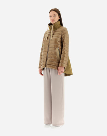 ABRIGO NYLON ULTRALIGHT Y TAFETÁN NEW TECHNO en Camel |