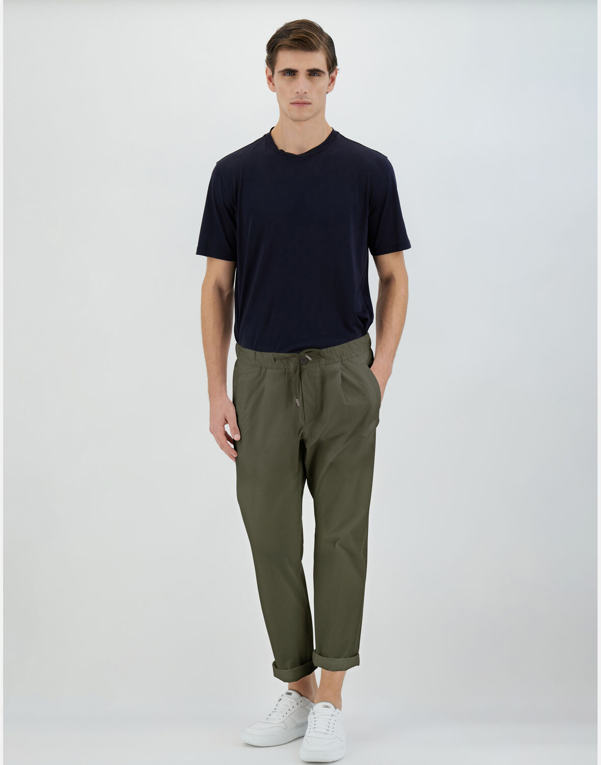 Herno Logo Casual Pants In Light Military