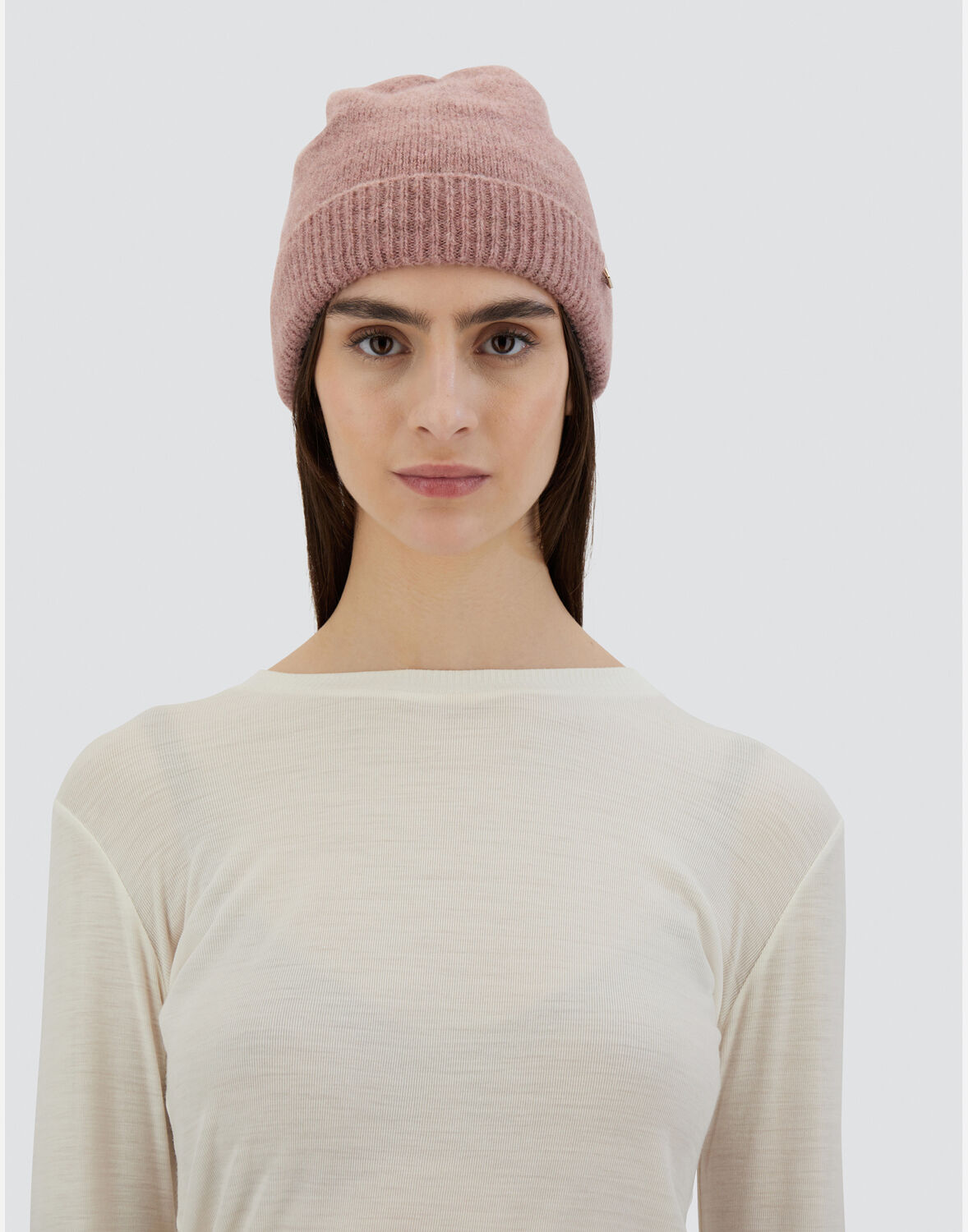 HERNO BEANIE IN PLAIN ALPACA WOOL 