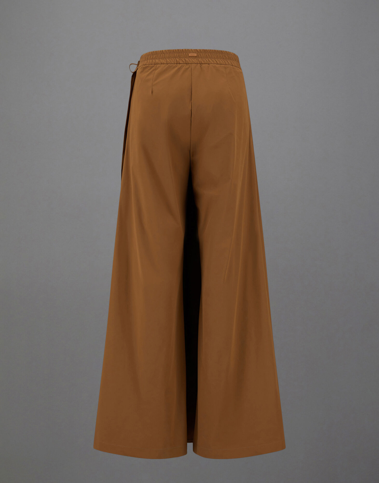 CULOTTES LAMINAR DE NYLON MAESTRO en Tabaco de Mujer Herno