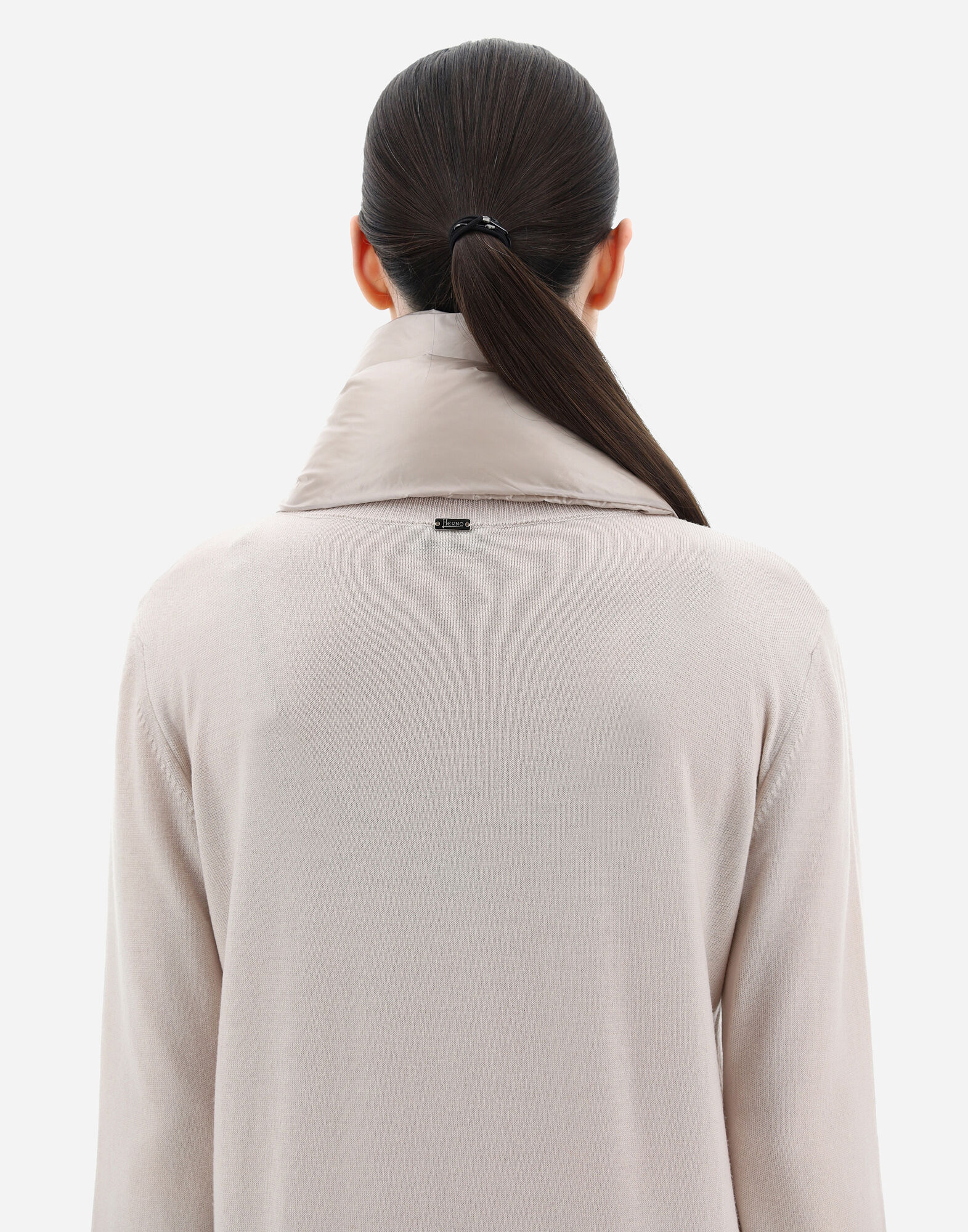 レディース NYLON ULTRALIGHT マフラー シャンティイ | Herno