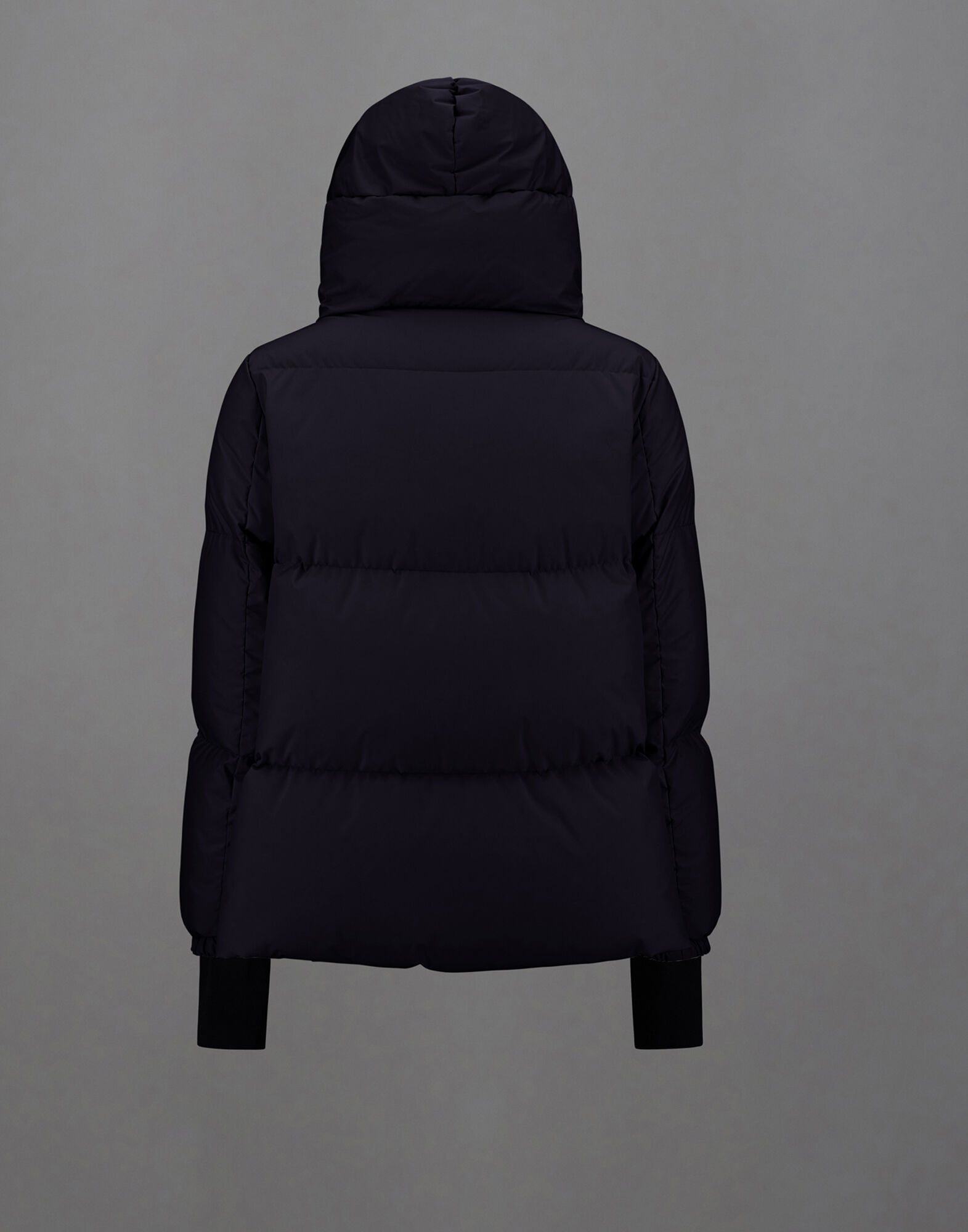 レディース ラミナー ゴアテックス インフィニアム ウィンドストッパー ジャケット ブラック | Herno® (ヘルノ)