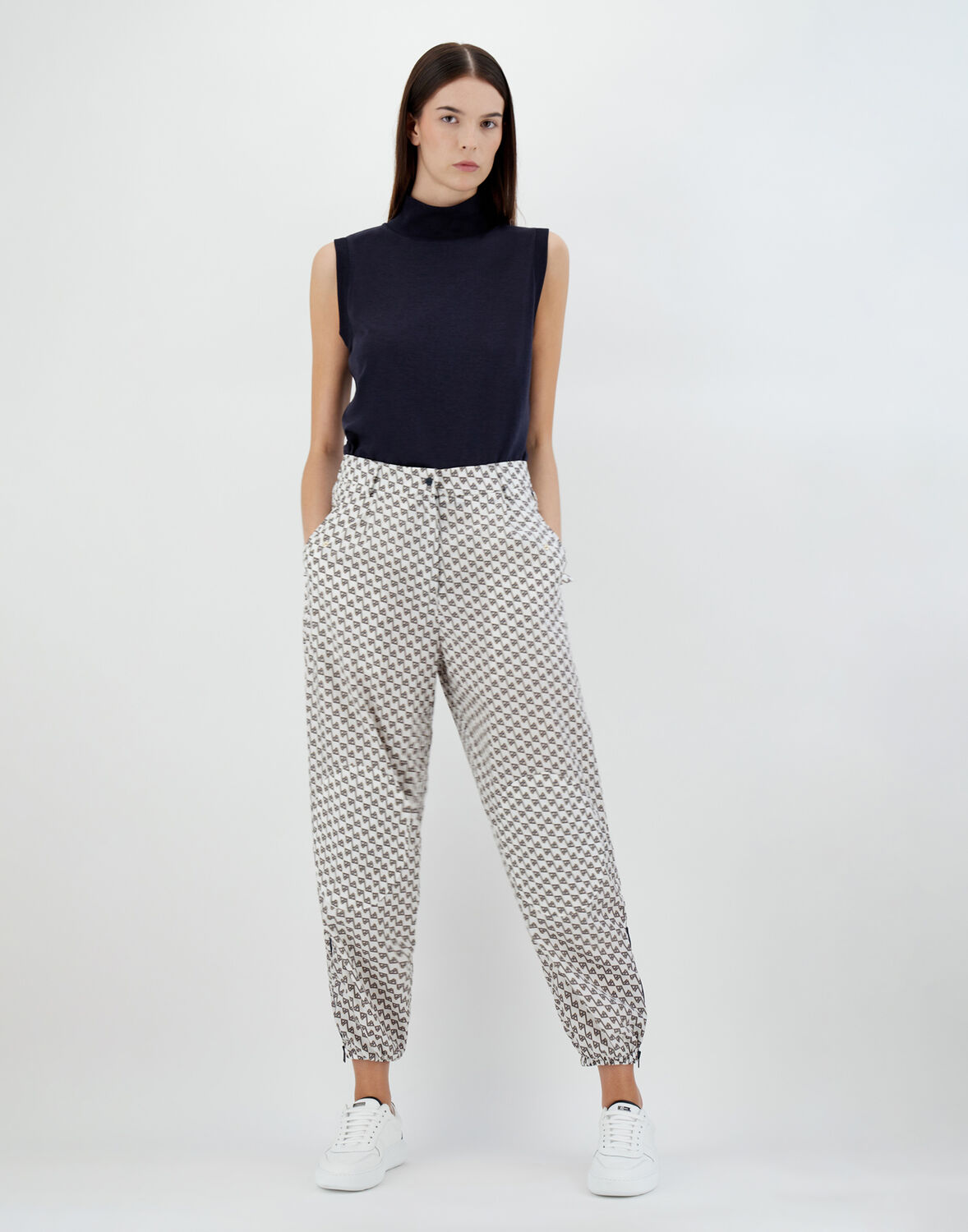 Herno Printex H Trousers In White/blue