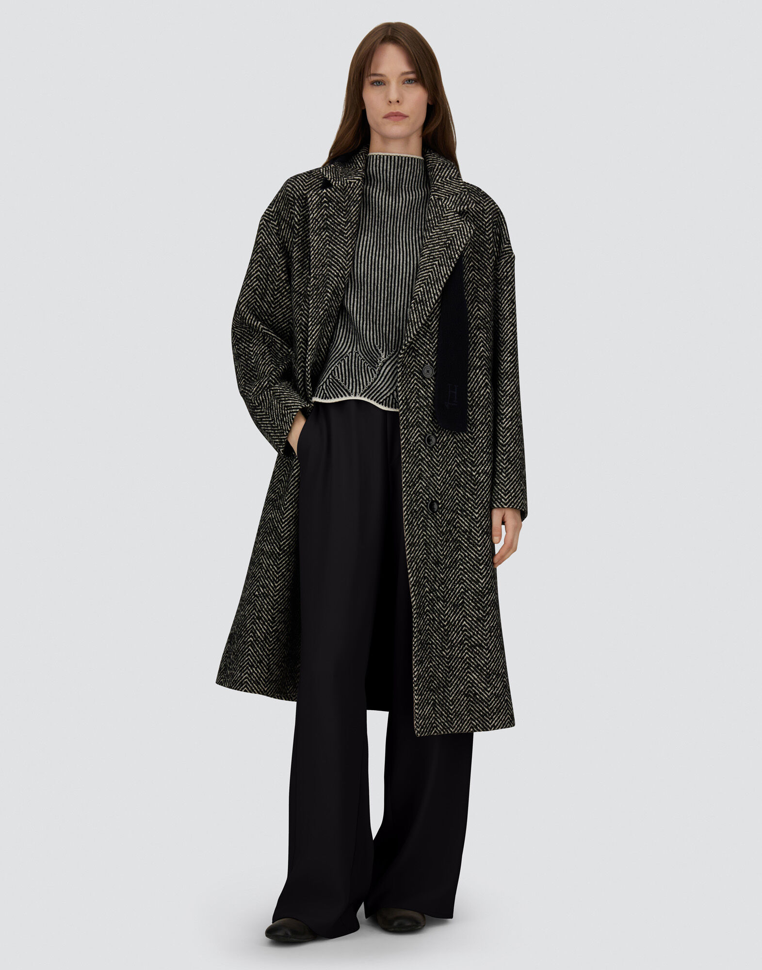 Herno ヘリンボーンチェスターコート レディース ヘリンボーンリサイクルウール コート ブラック