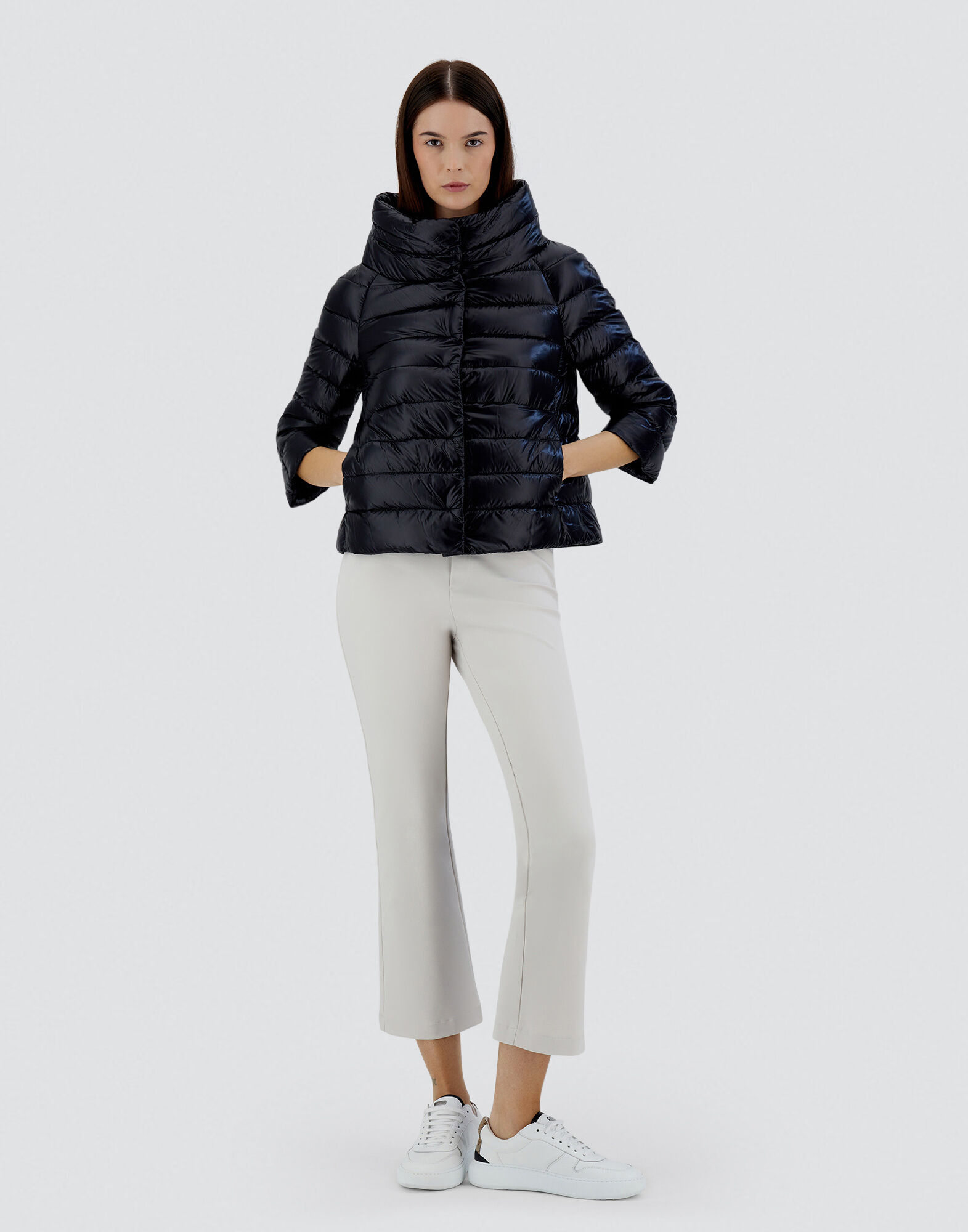 HERNO ヘルノ ダウンジャケット SOFIA ブラック SOFIA in Black for Women | Herno®