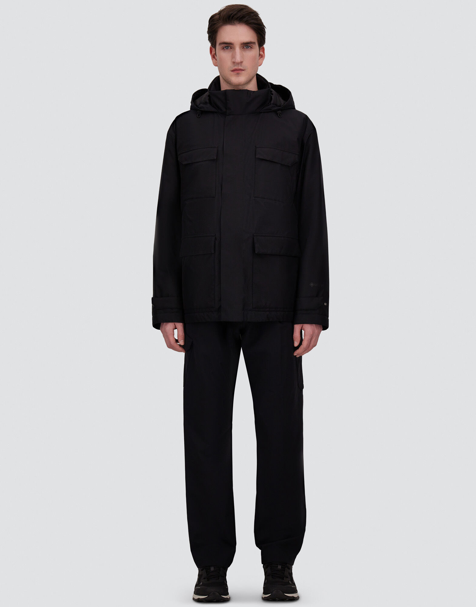 Herno GORE-TEX ダウンジャケット 42 ブラック メンズ 2-LAYER GORE-TEX® JACKET ブラック | Herno® (ヘルノ)