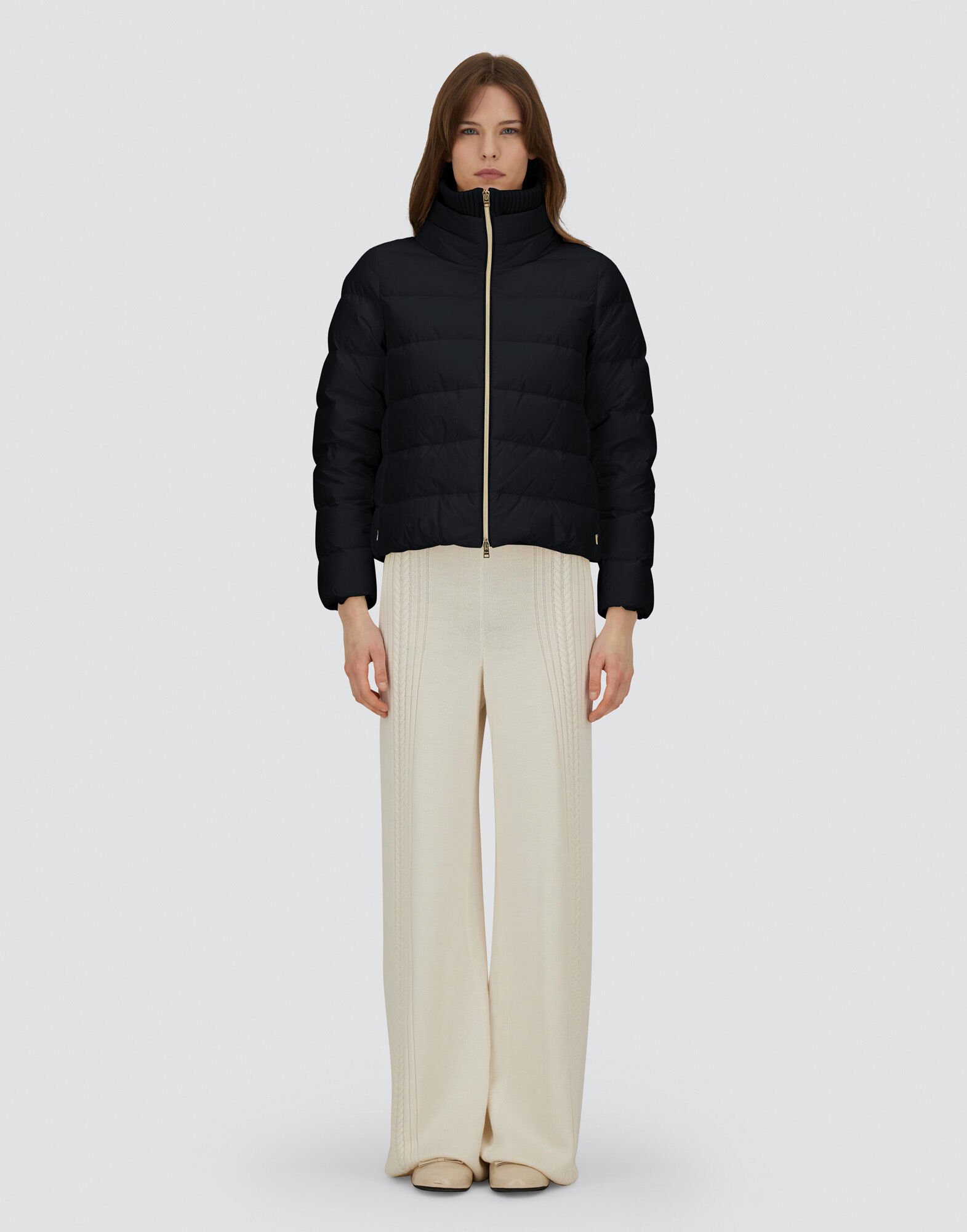 レディース CAPE IN NYLON CHAMONIX ブラックエスプレッソ | Herno