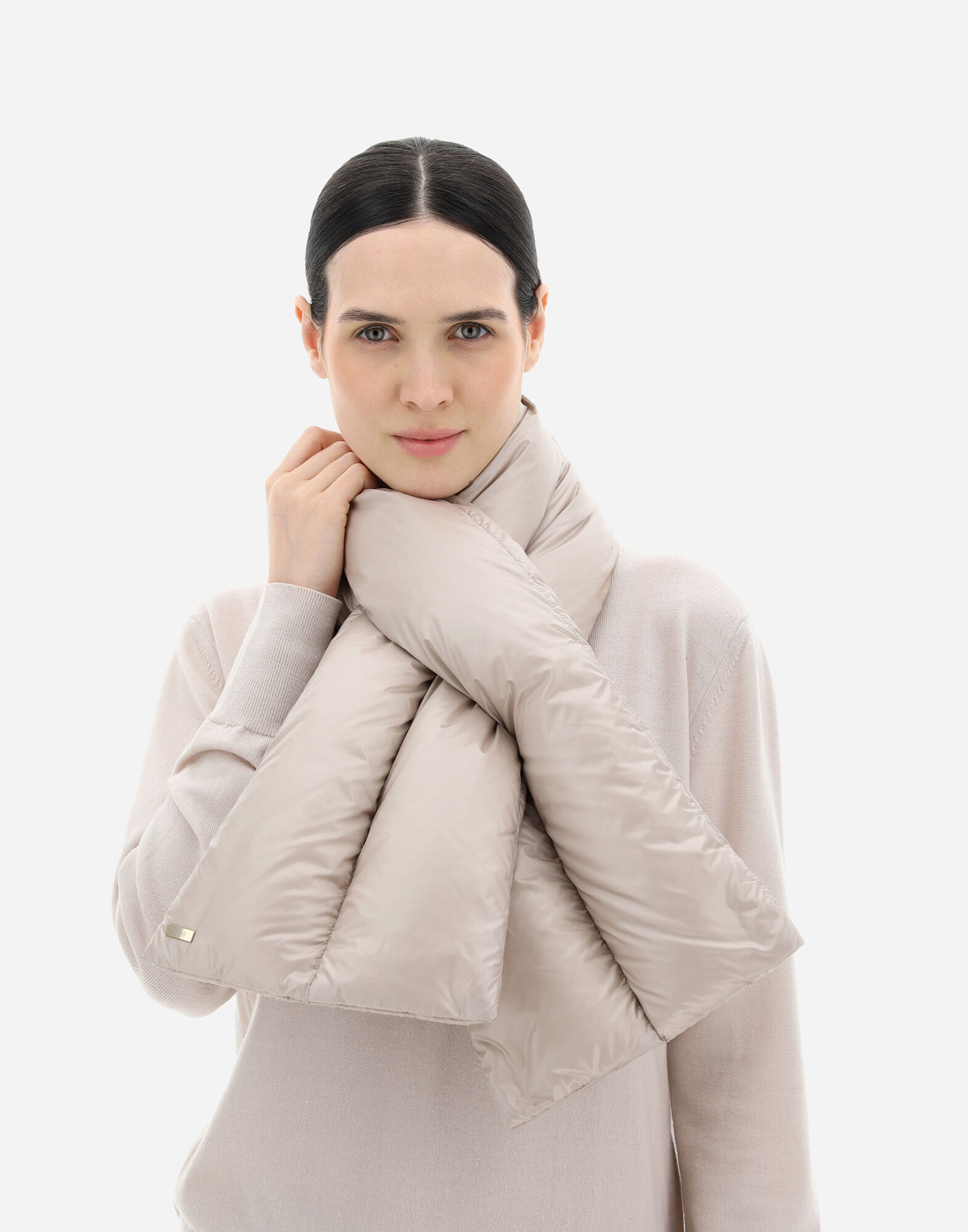 レディース NYLON ULTRALIGHT マフラー シャンティイ | Herno