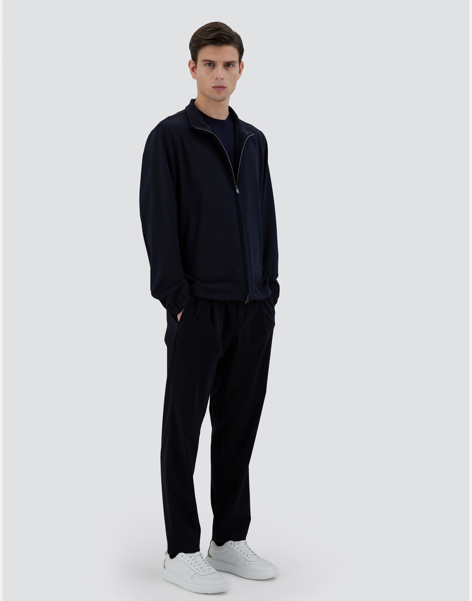 Bombers fluide outlet