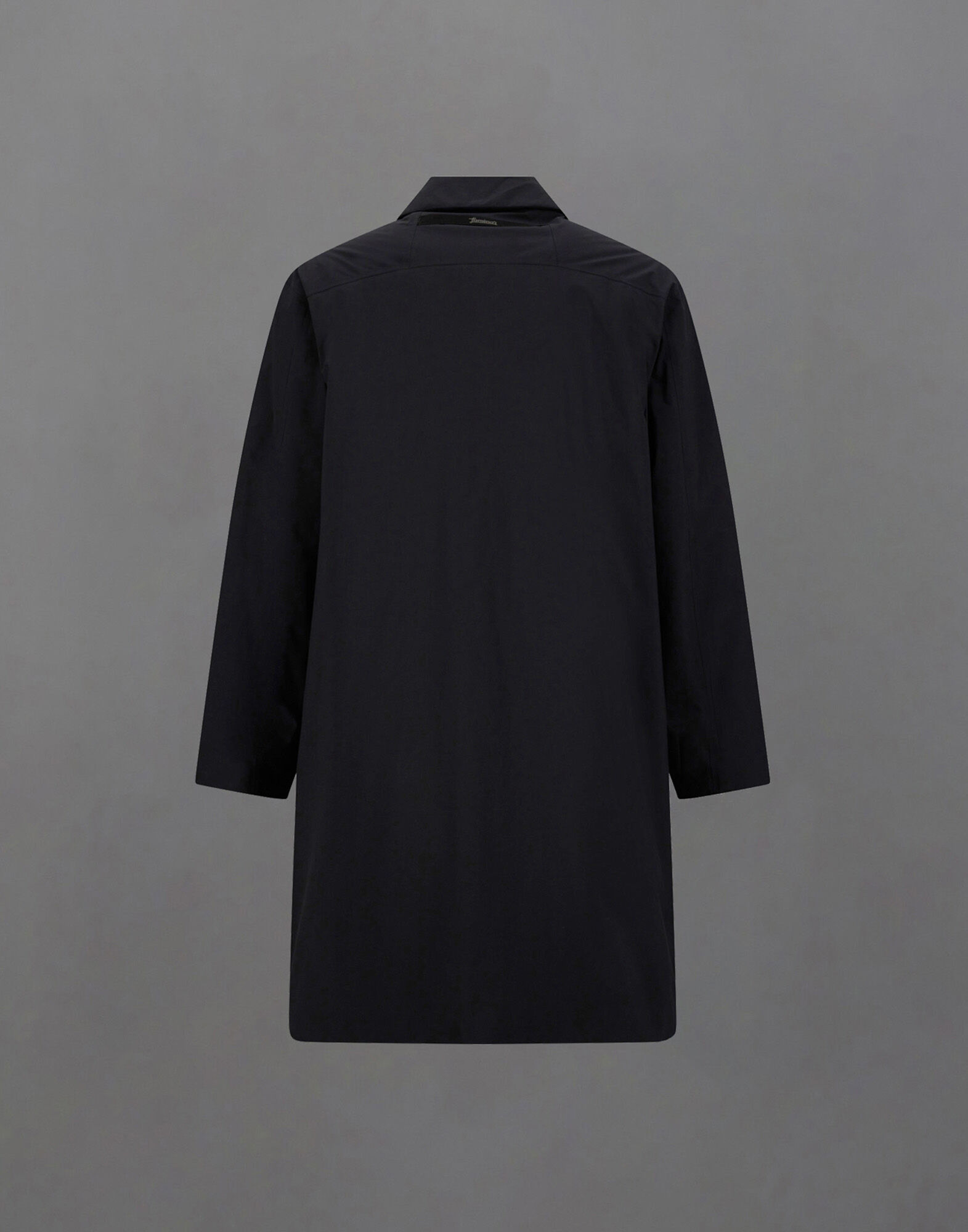 ラミナー 2レイヤーゴアテックス レインコート ブラック | Herno® (ヘルノ)