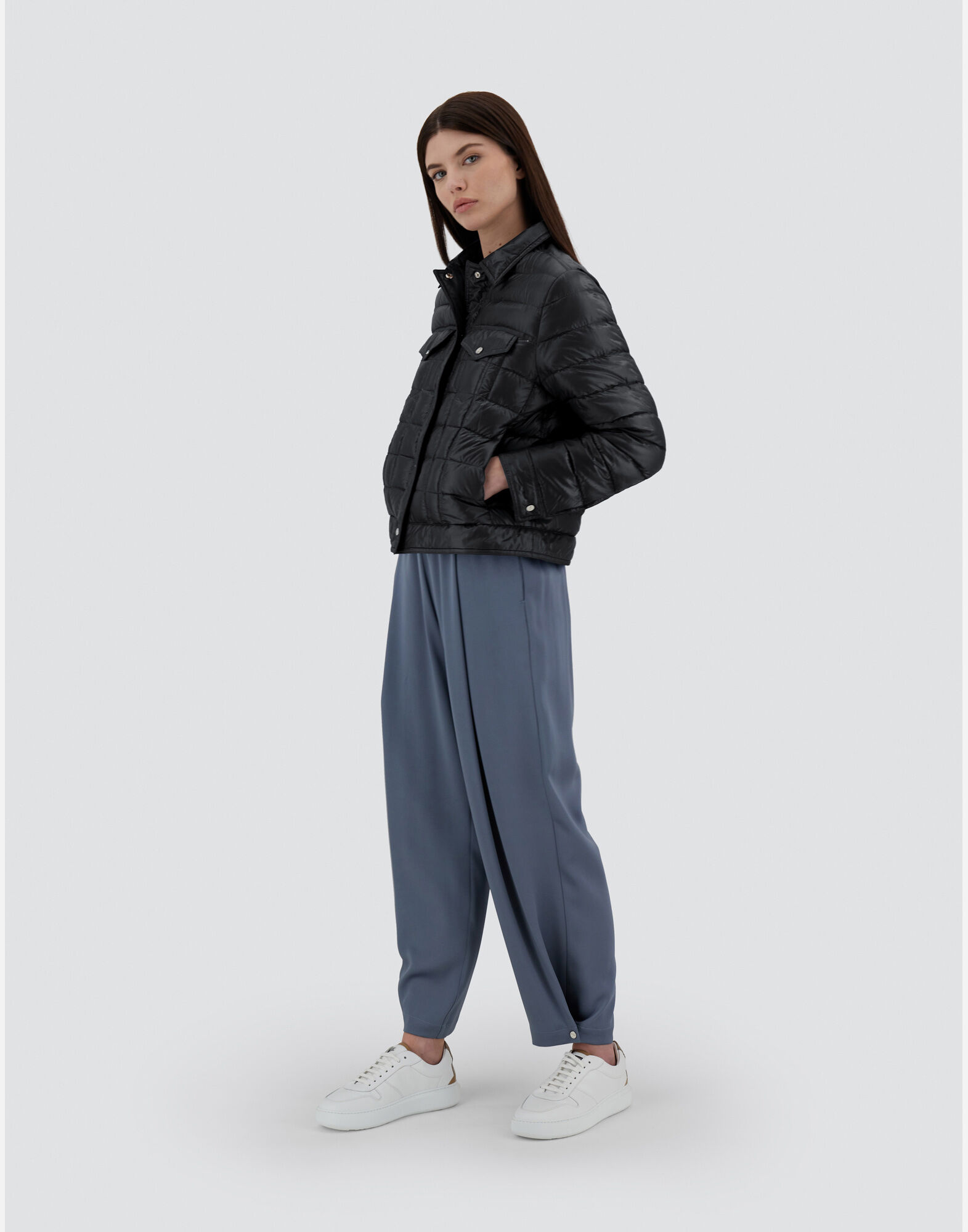 レディース ナイロン ウルトラライト RESORT ジャケット ブラック | Herno® (ヘルノ)
