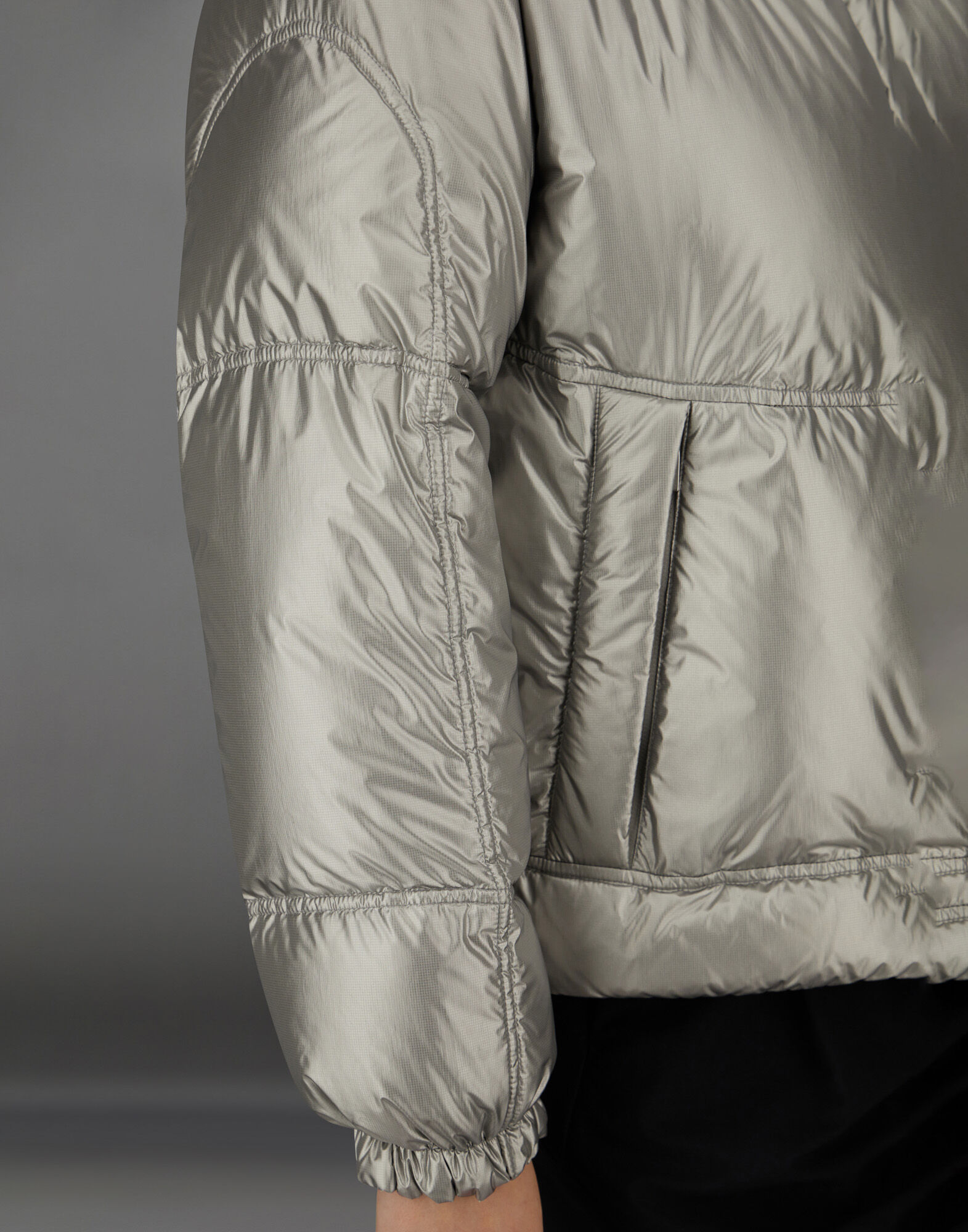LAMINAR JACKET IN METALLIC SHIELD in Silver | Herno®