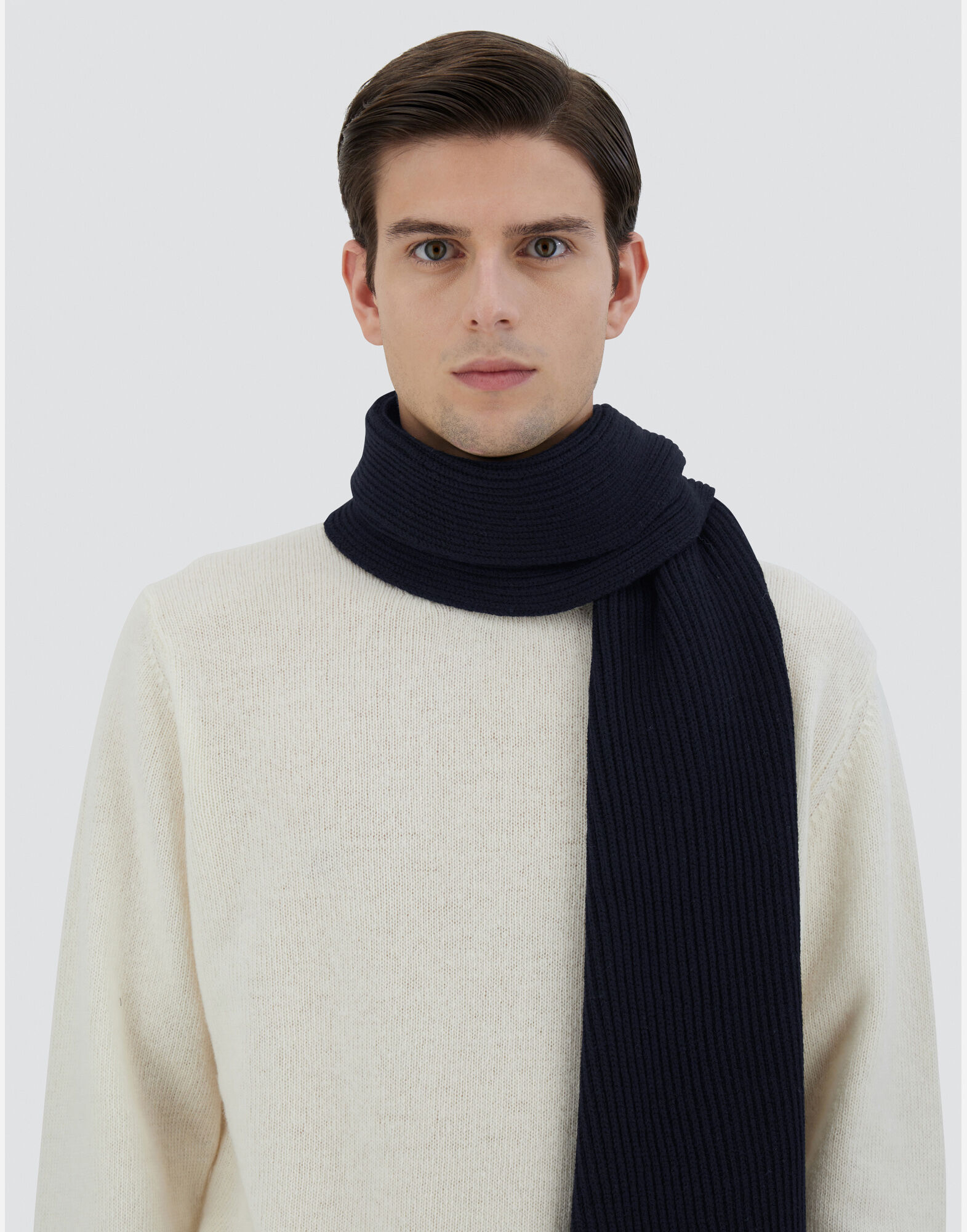 【新品タグ付】HERNO ヘルノ ストール マフラー 楽天市場】HERNO ヘルノ ストール SCP00004U 70126 メンズ マフラー