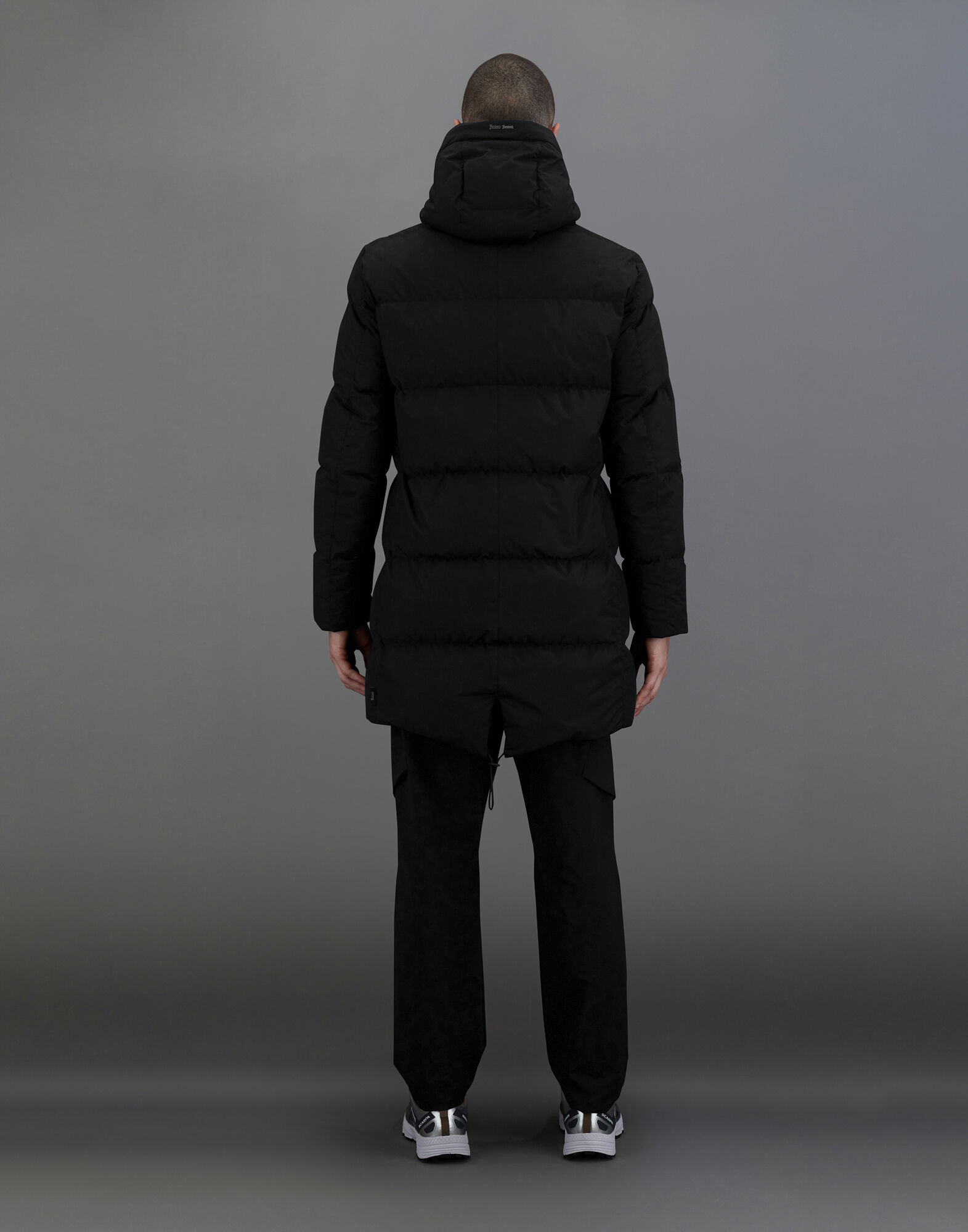 LAMINAR GORE-TEX INFINIUM™ WINDSTOPPER® PARKA in Black for Men 