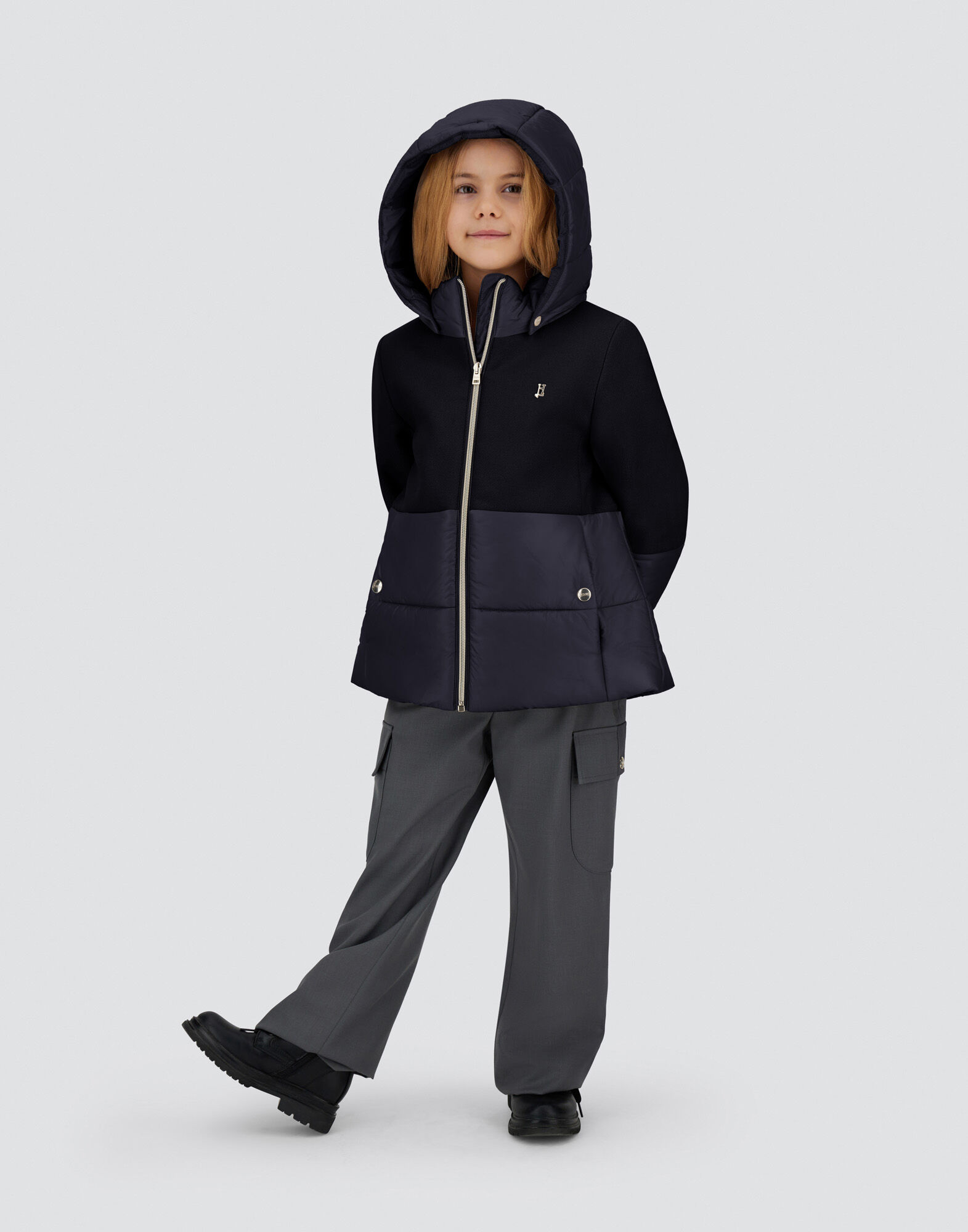 女児 CAPE IN ECOWOOL AND NYLON ULTRALIGHT ニューブルー Herno