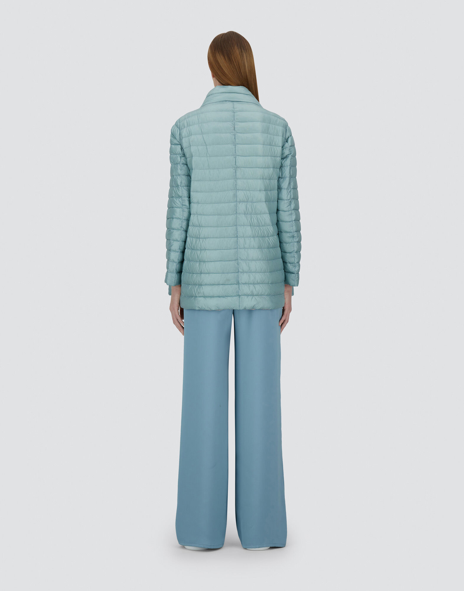 REVERSIBLE A-SHAPE JACKET IN NYLON ULTRALIGHT in Ice/Light