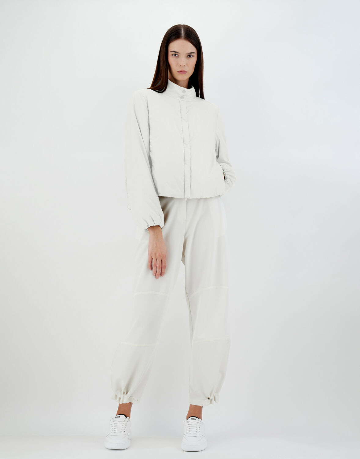 Herno Ecoage ボンバージャケット In White