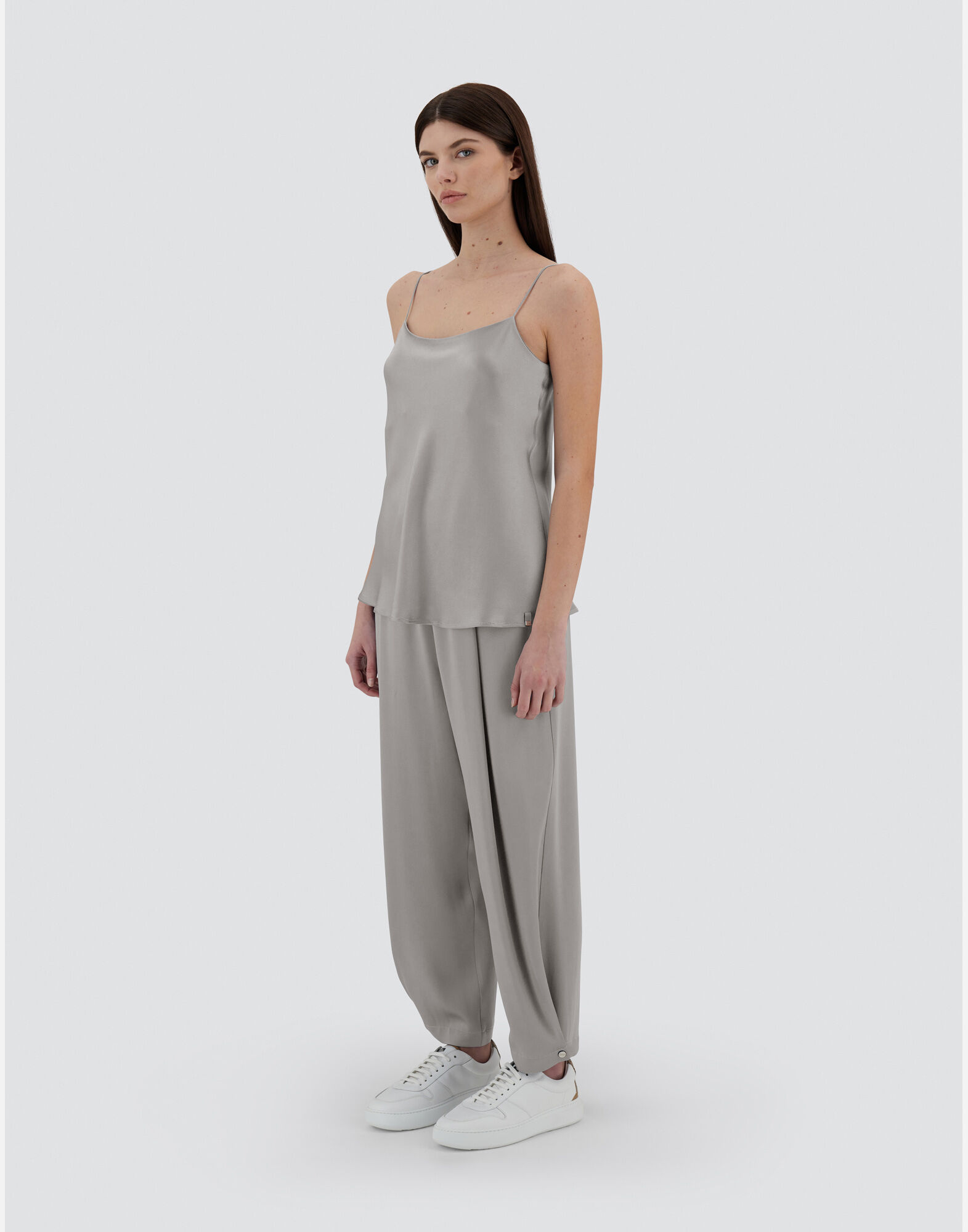 【HERNO】ヘルノ サテンエフェクト RESORT スカート レディース リゾート サテンエフェクト スカート パステル
