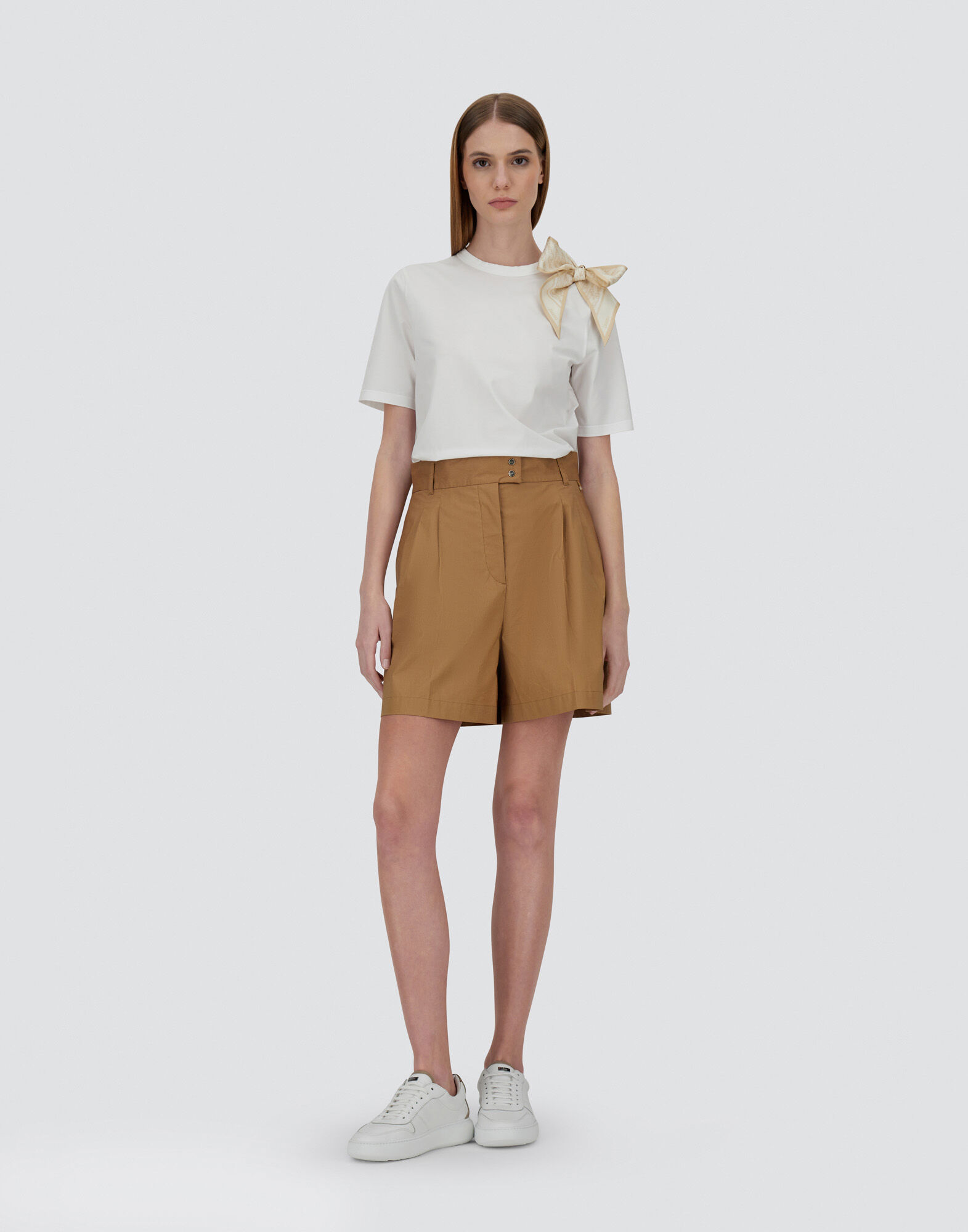 レディース LIGHT COTTON STRETCH ショートパンツ キャメル レディース LIGHT COTTON STRETCH ショートパンツ キャメル