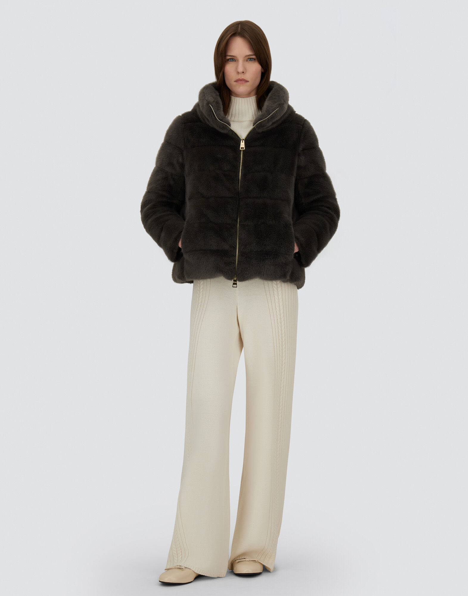 レディース CAPPA IN LADY ALTERNATIVE FUR グレー | Herno