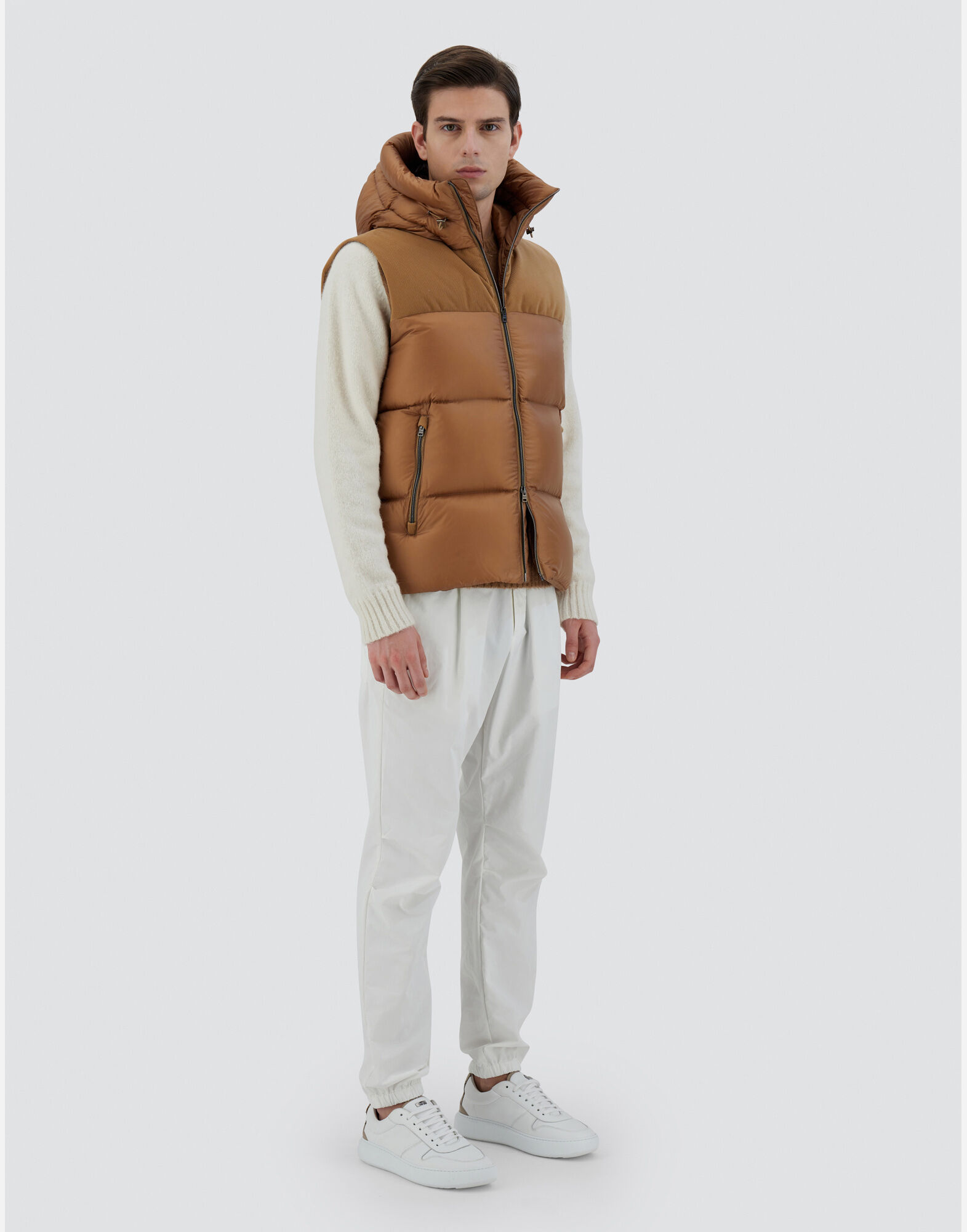VEST IN NYLON ULTRALIGHT AND LINEN VELVET in Camel for Men Herno