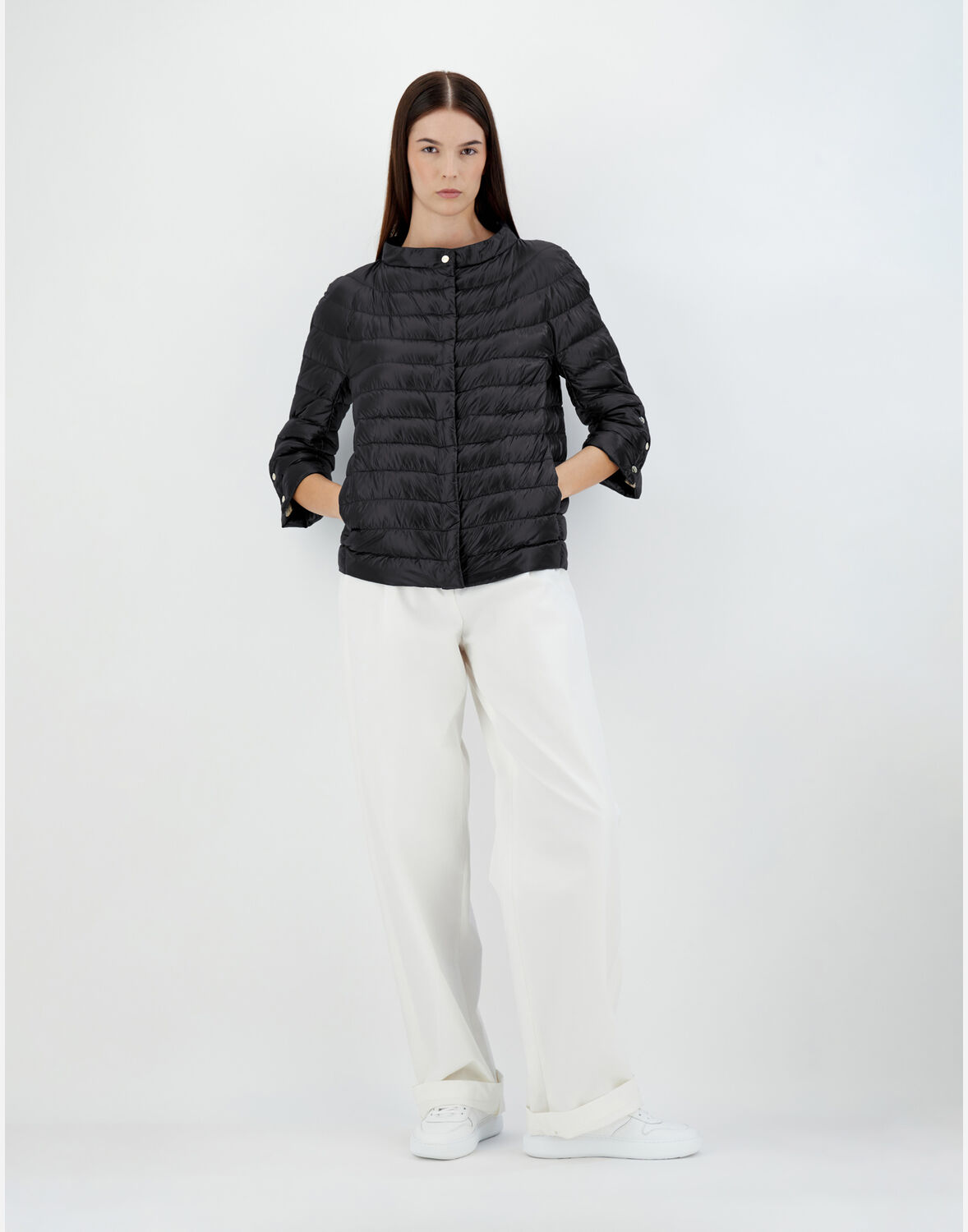 Herno Cropped Sleeve Padded Jacket In Black