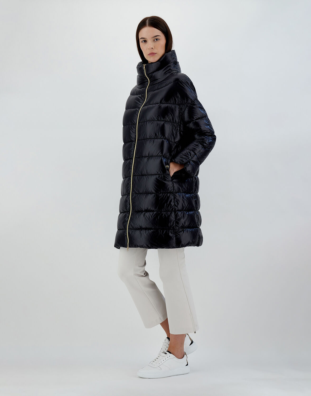 Herno Long Jacket In Satin And Lady Alternative Fur In Black