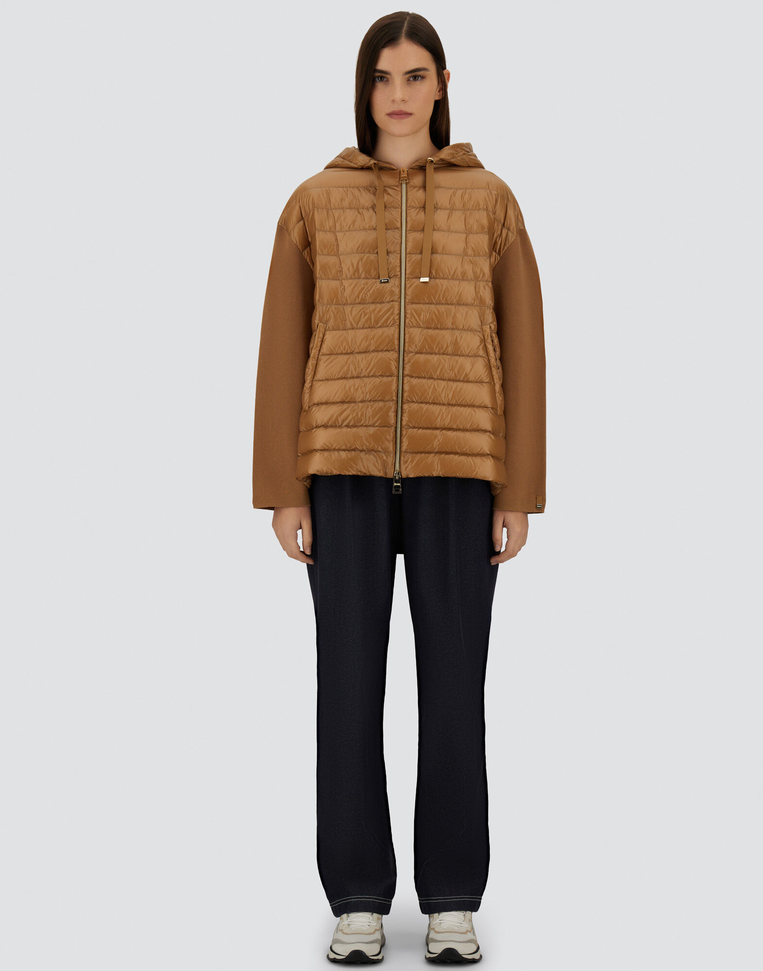 HOODED JACKET IN PURE COTTON AND NYLON ULTRALIGHT in Camel for