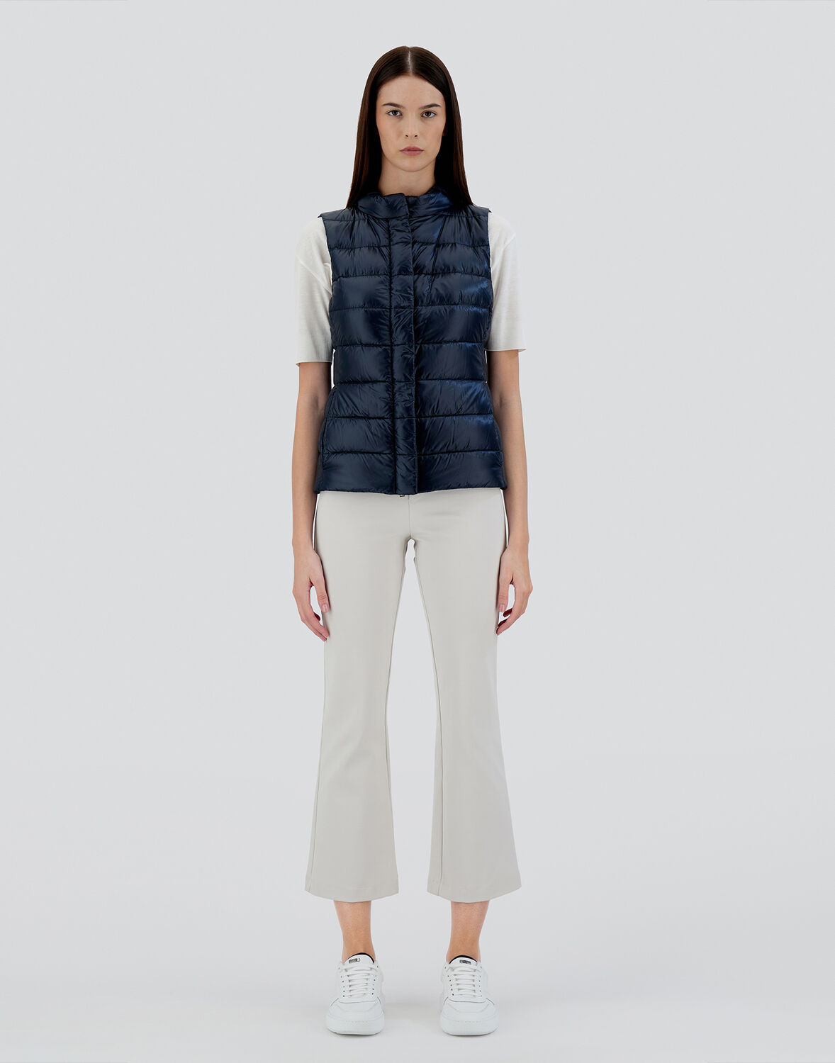 Herno Ultralight Windproof Vest Silky Effect In Navy Blue