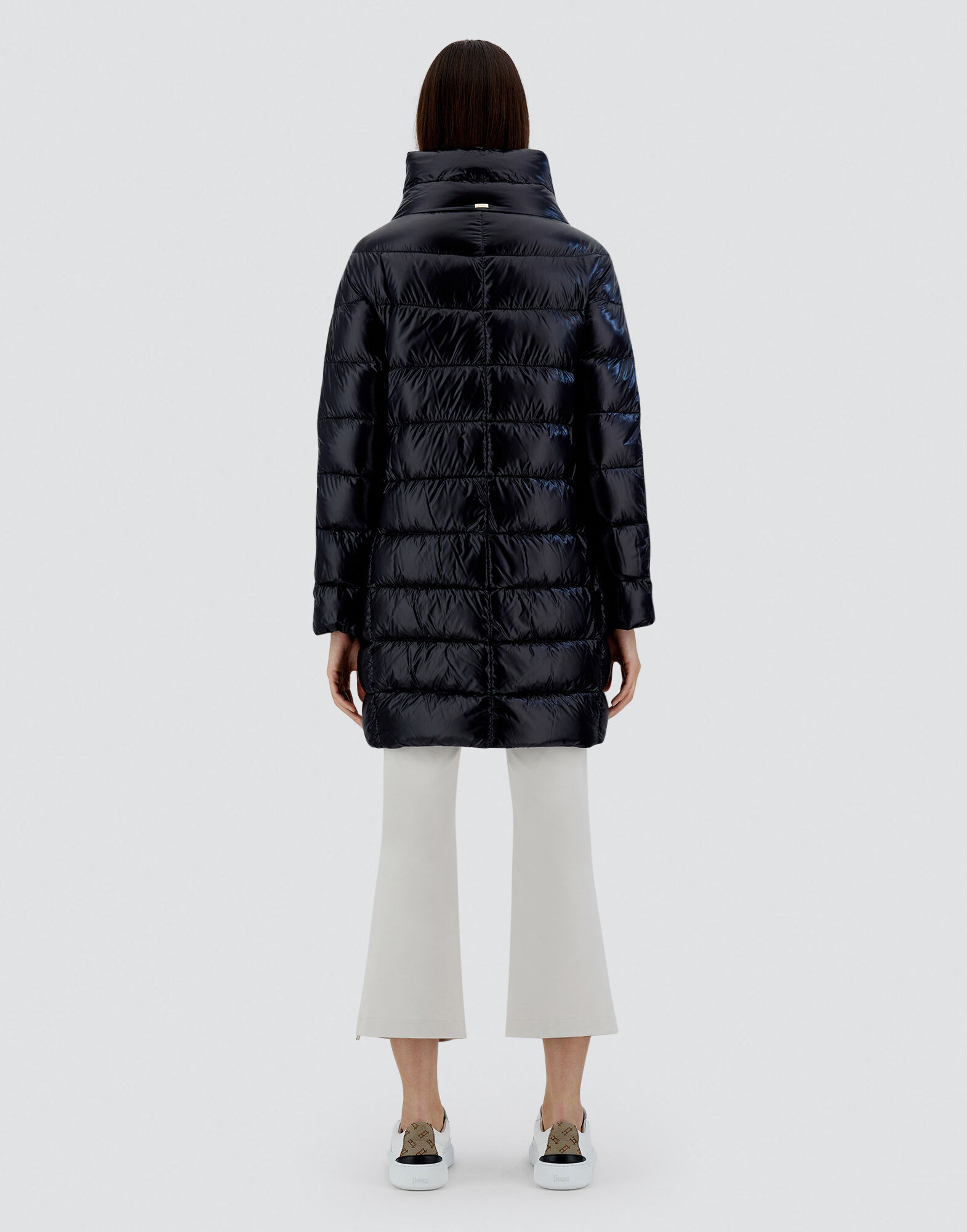 HERNO ヘルノ 新品タグ付 国内正規 定価12万 40 定番人気 ブラック HERNO ヘルノ】正規店販売店 アウター | ANNE onlinestore