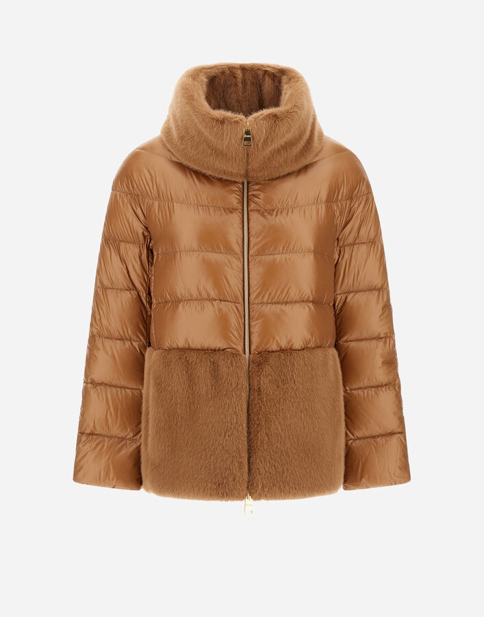 Herno CAPE IN NYLON ULTRALIGHT AND LADY ALTERNATIVE FUR Camel PI001933D12017Z2157