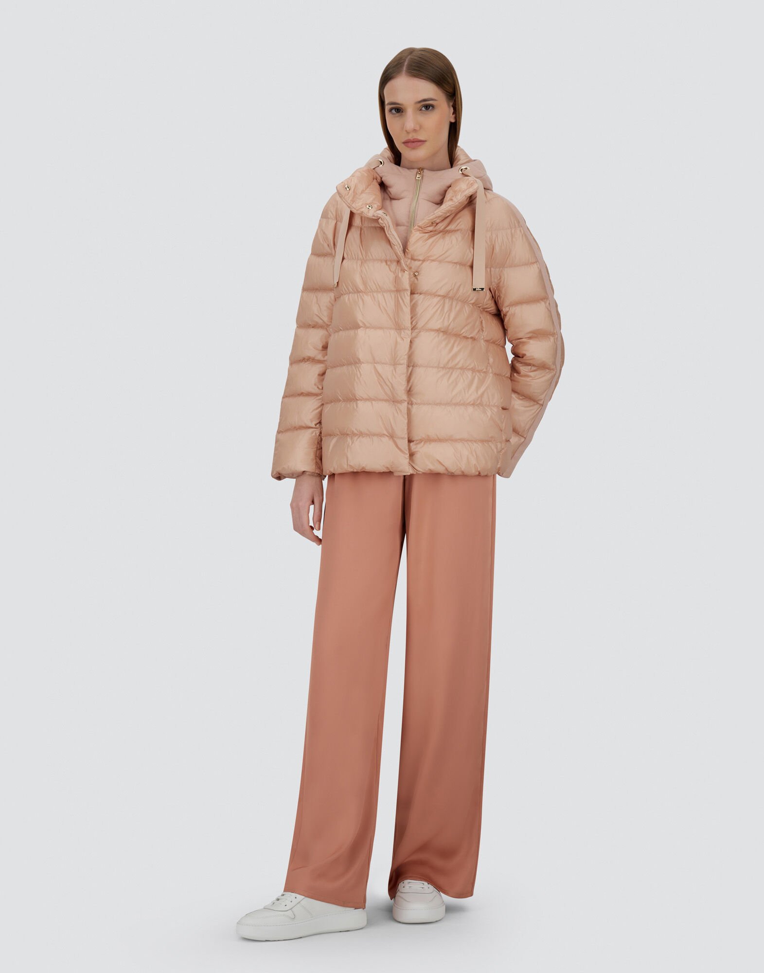 レディース NYLON ULTRALIGHT ＆ シルクカシミア ケープ