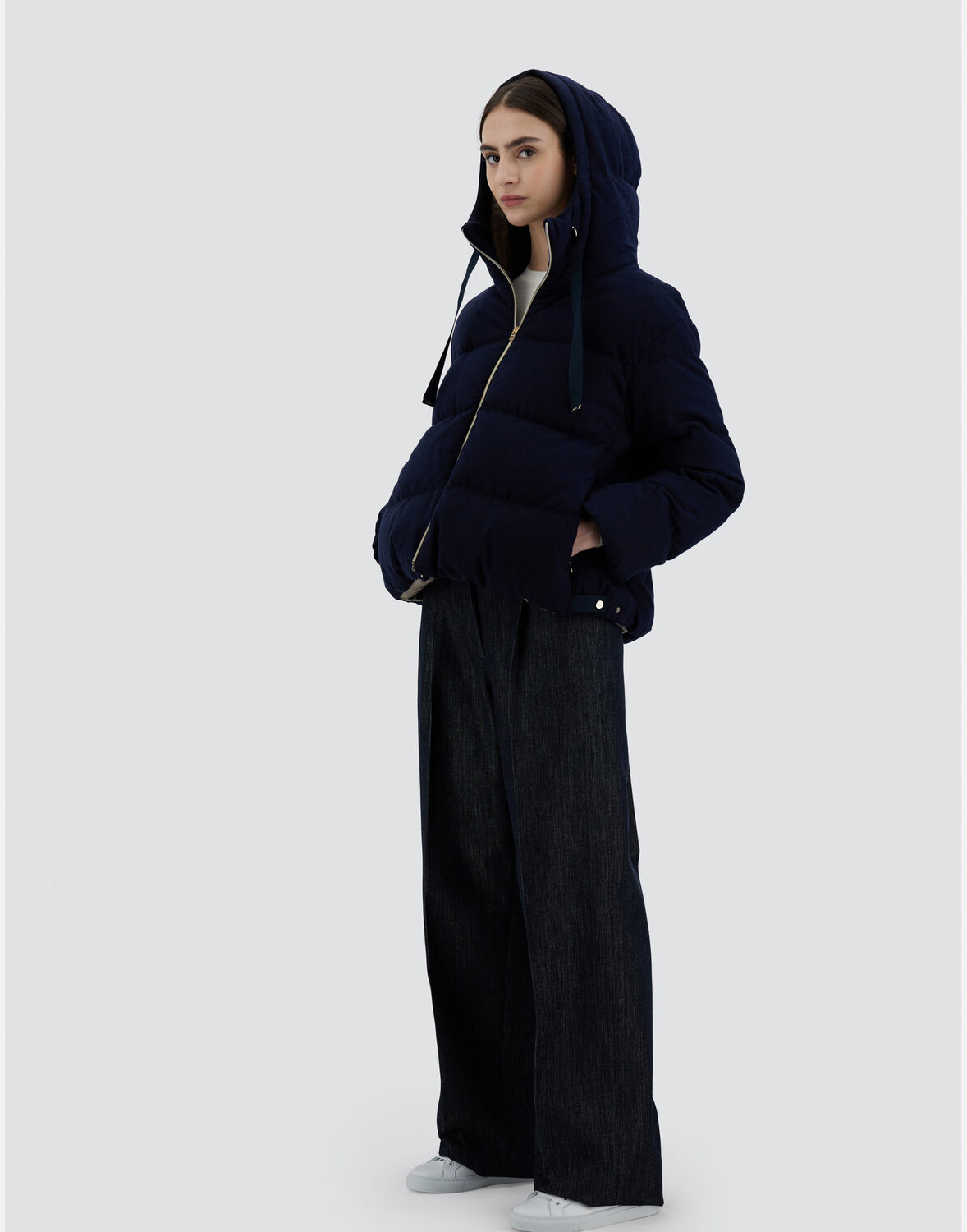 Herno イージーカシミヤ ケープ In Navy Blue